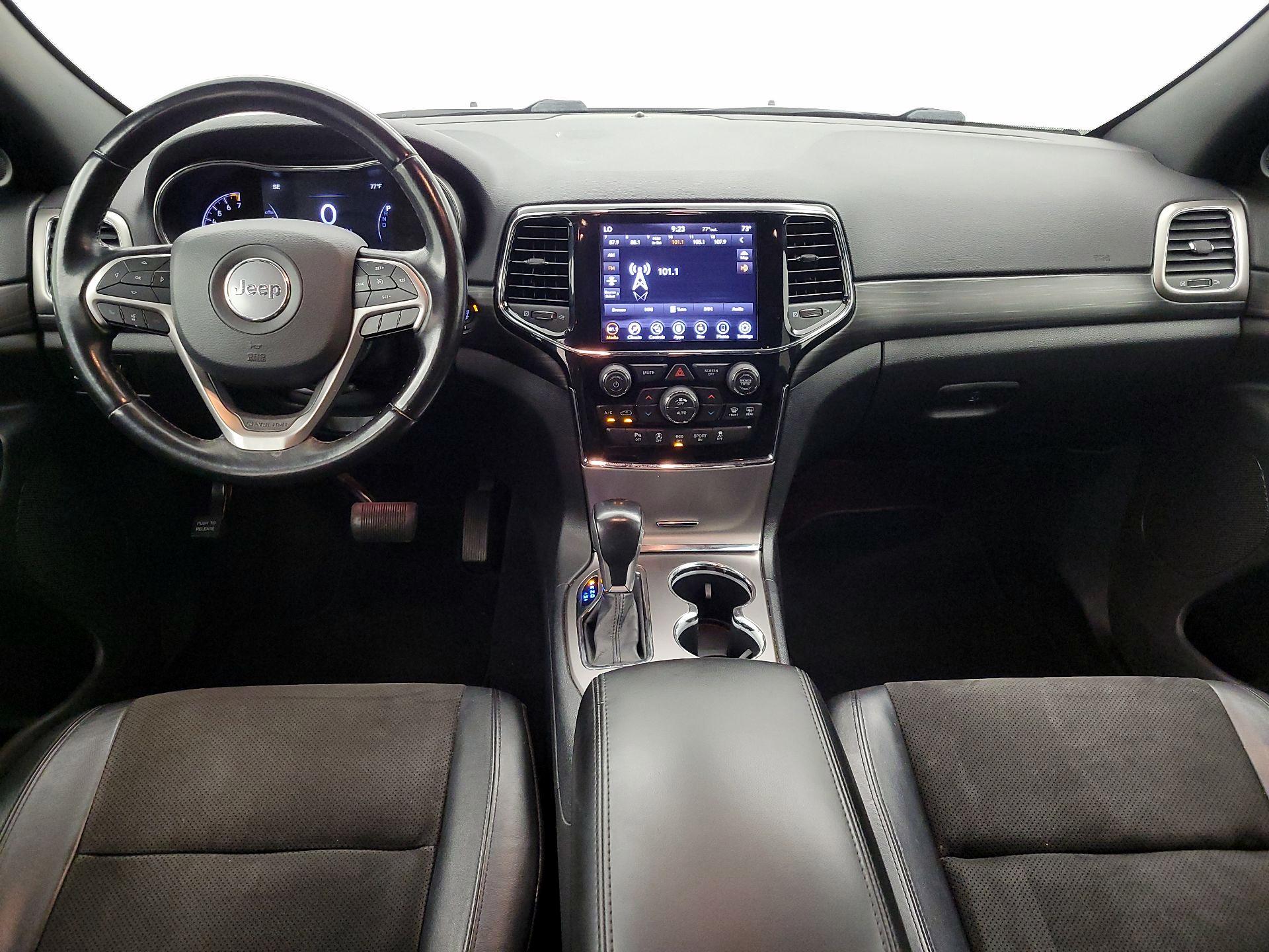 Thumbnail: 2020 Jeep Grand Cherokee - 9