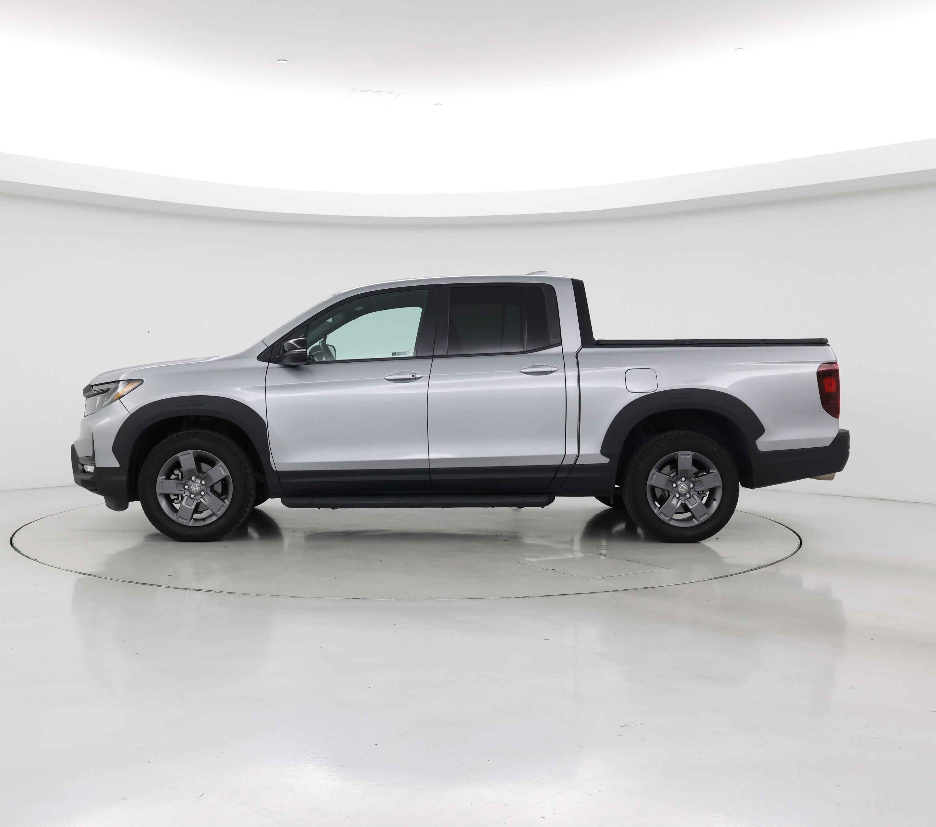 Thumbnail: 2024 Honda Ridgeline - 3