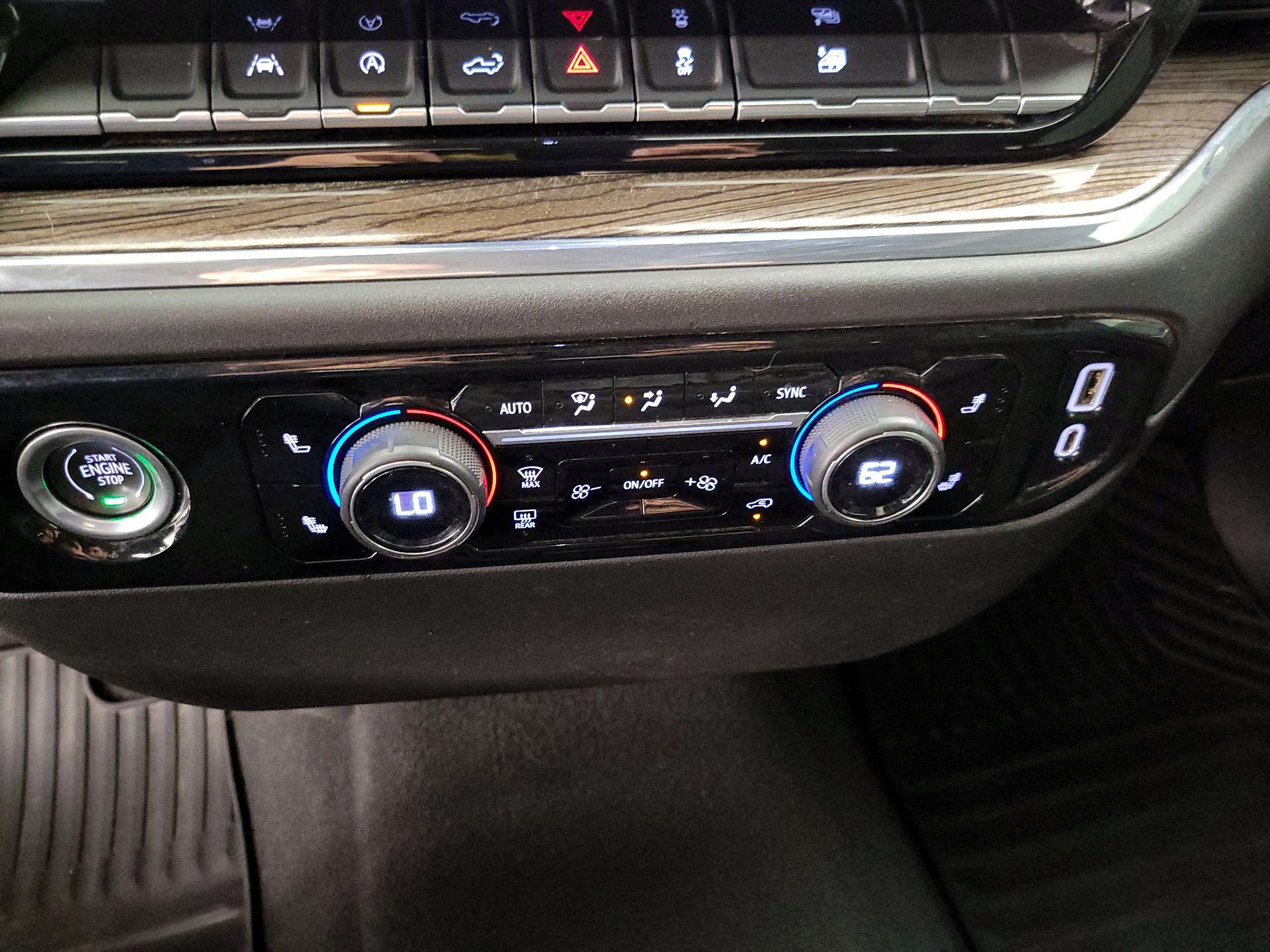 Thumbnail: 2023 Chevrolet Silverado 1500 - 17