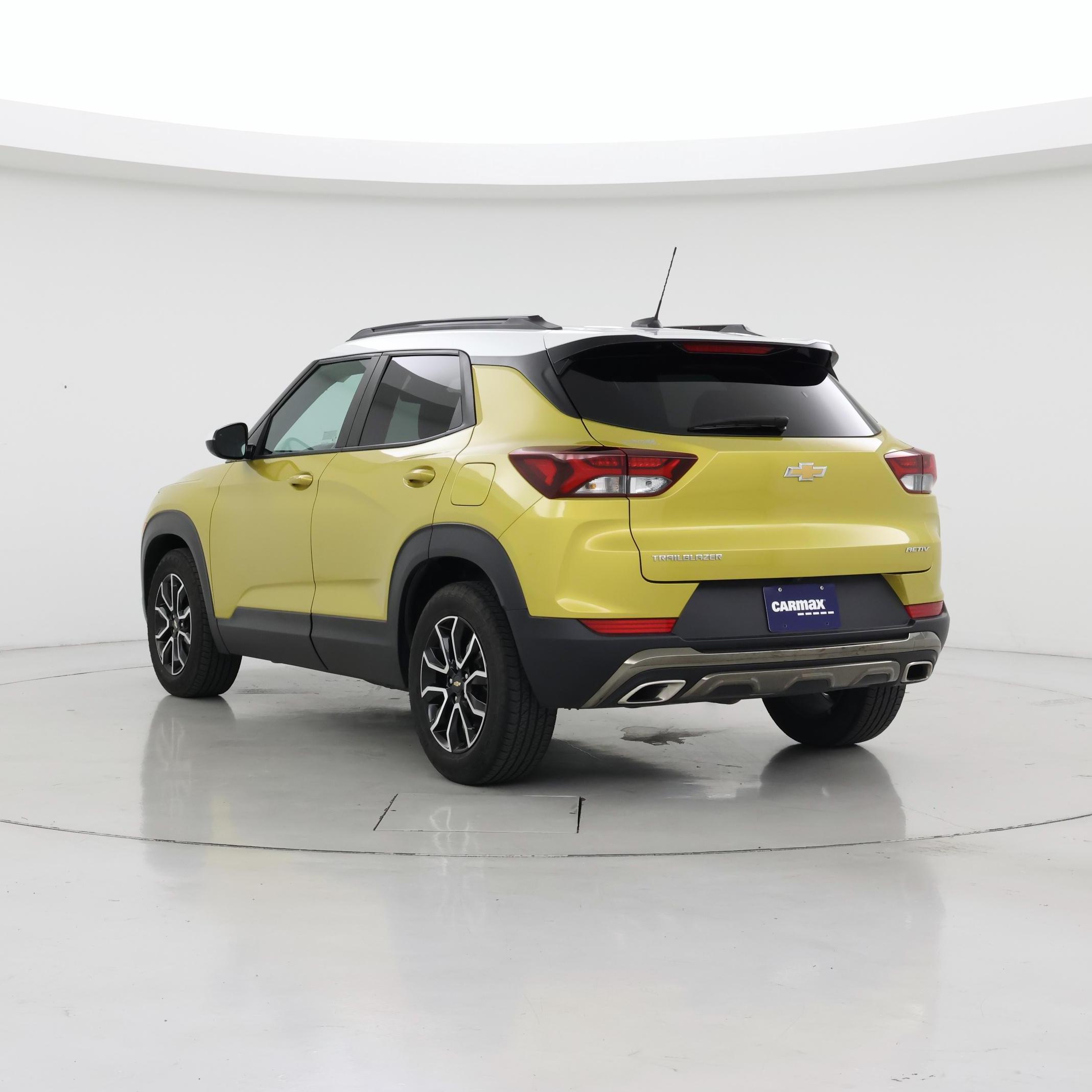 Thumbnail: 2023 Chevrolet TrailBlazer - 2