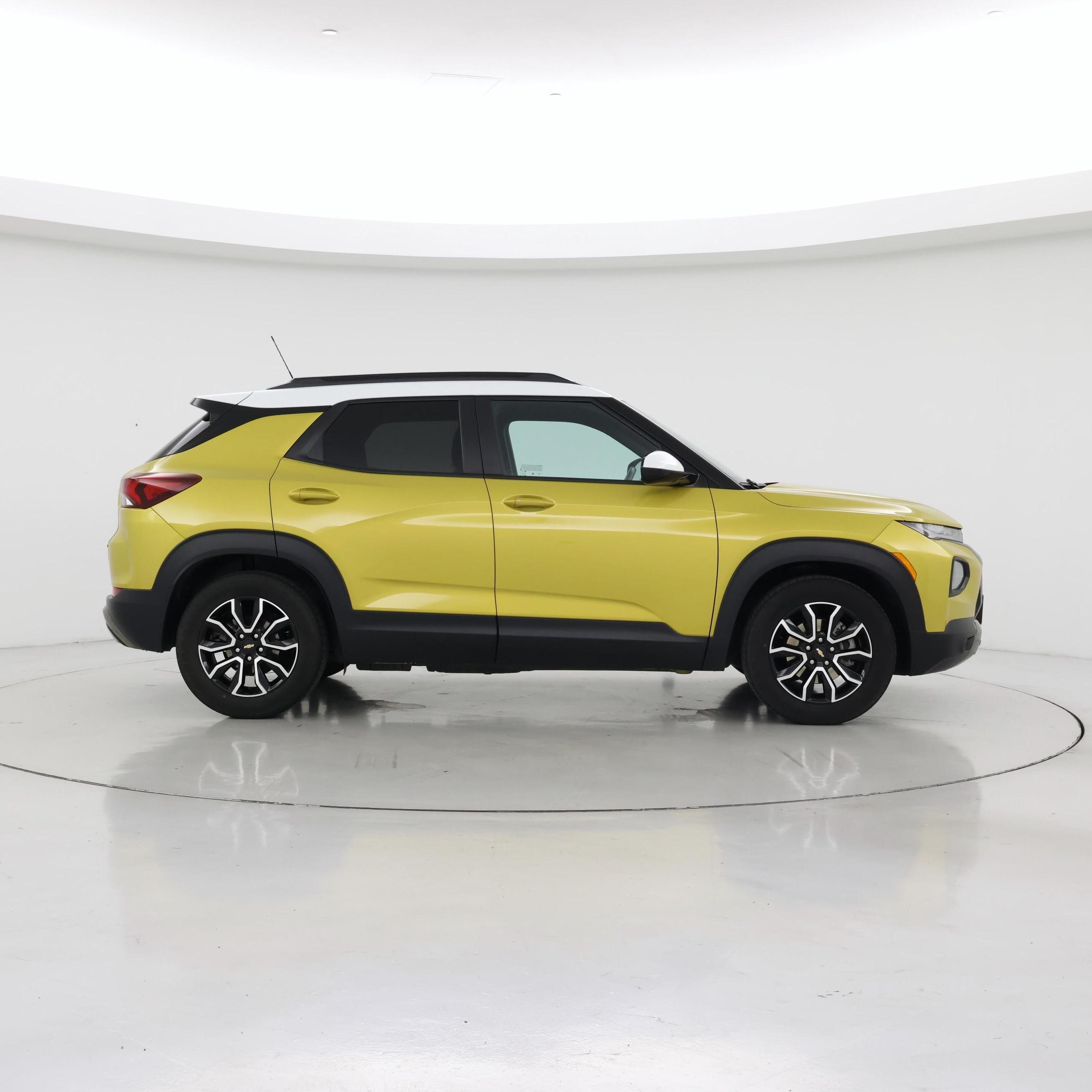 Thumbnail: 2023 Chevrolet TrailBlazer - 7