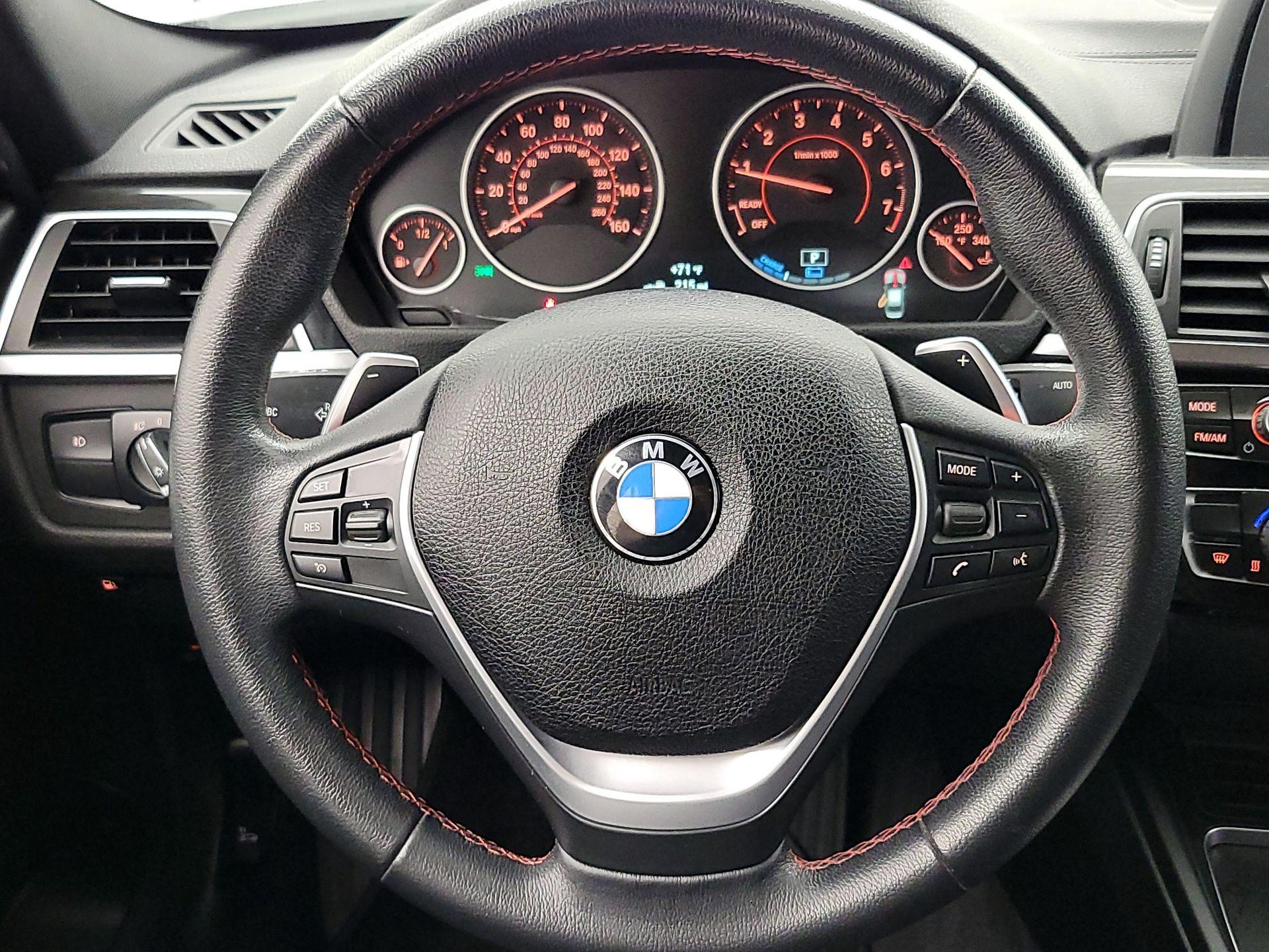Thumbnail: 2018 BMW 3 Series - 10