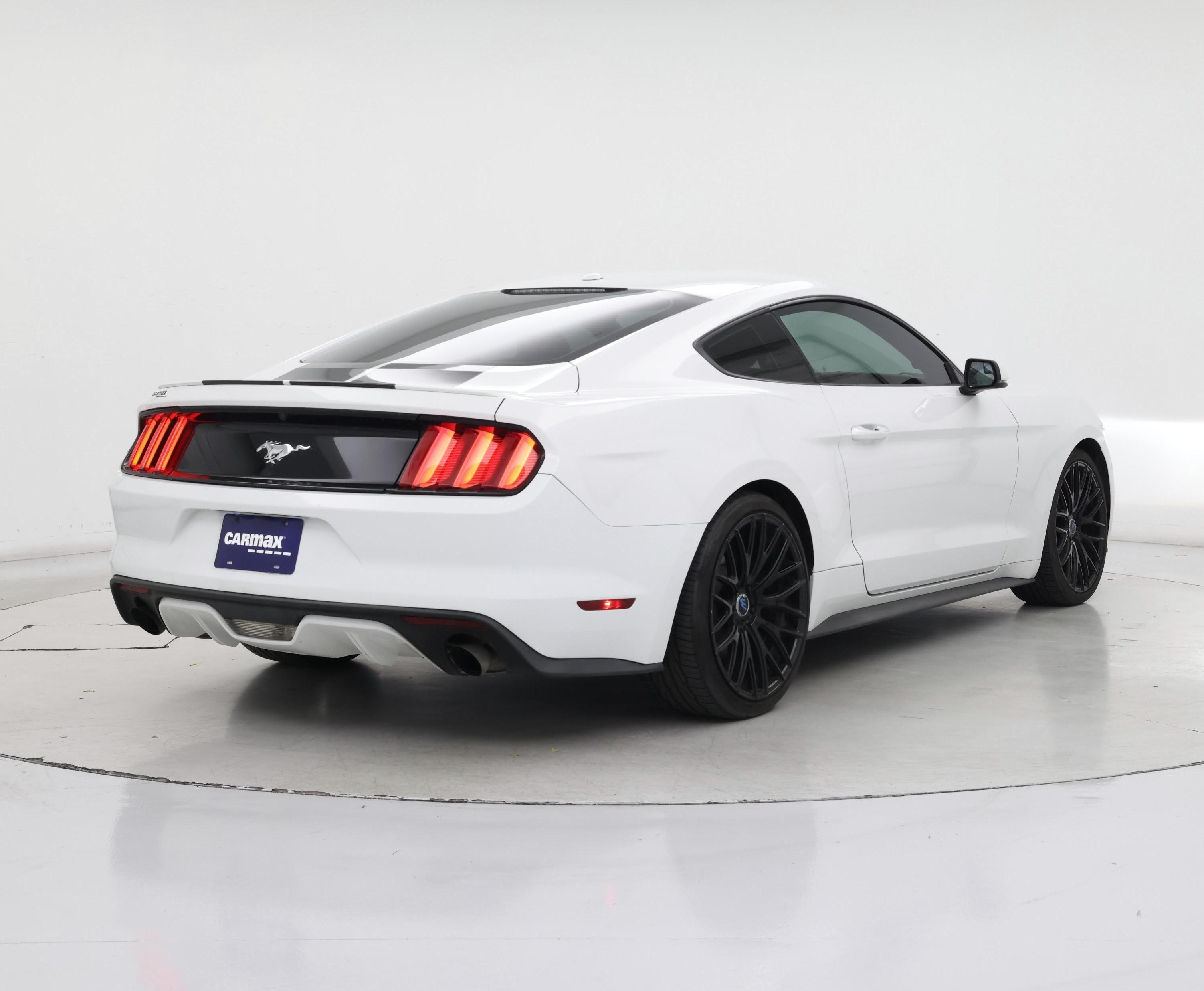 Thumbnail: 2015 Ford Mustang - 8