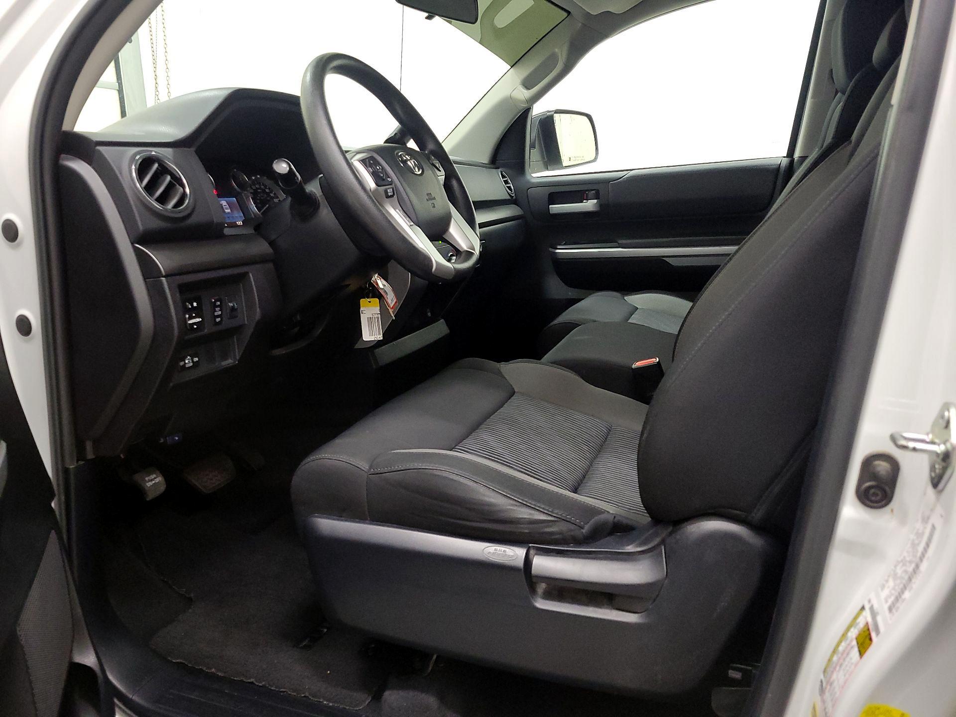 Thumbnail: 2014 Toyota Tundra - 11