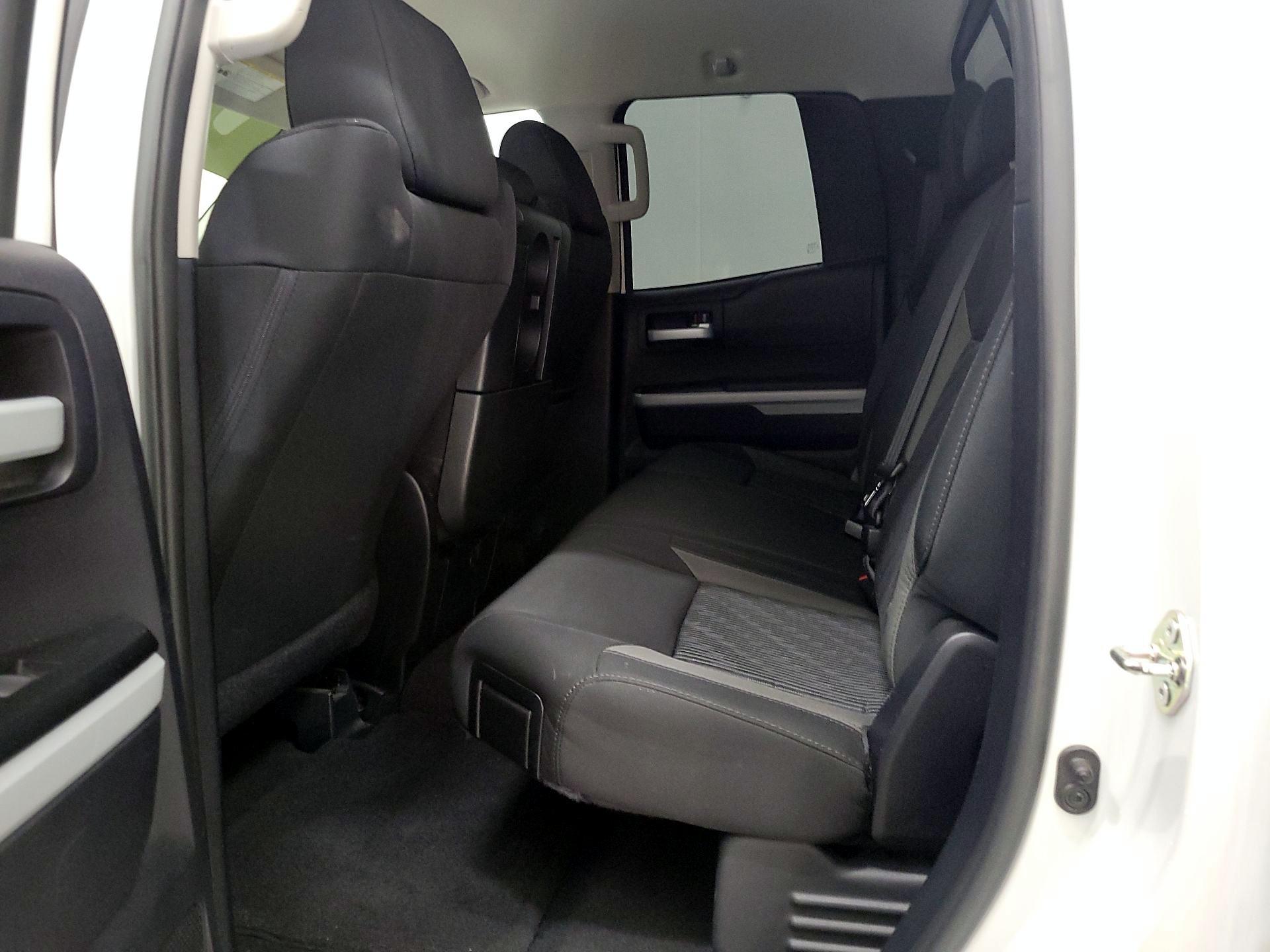 Thumbnail: 2014 Toyota Tundra - 19