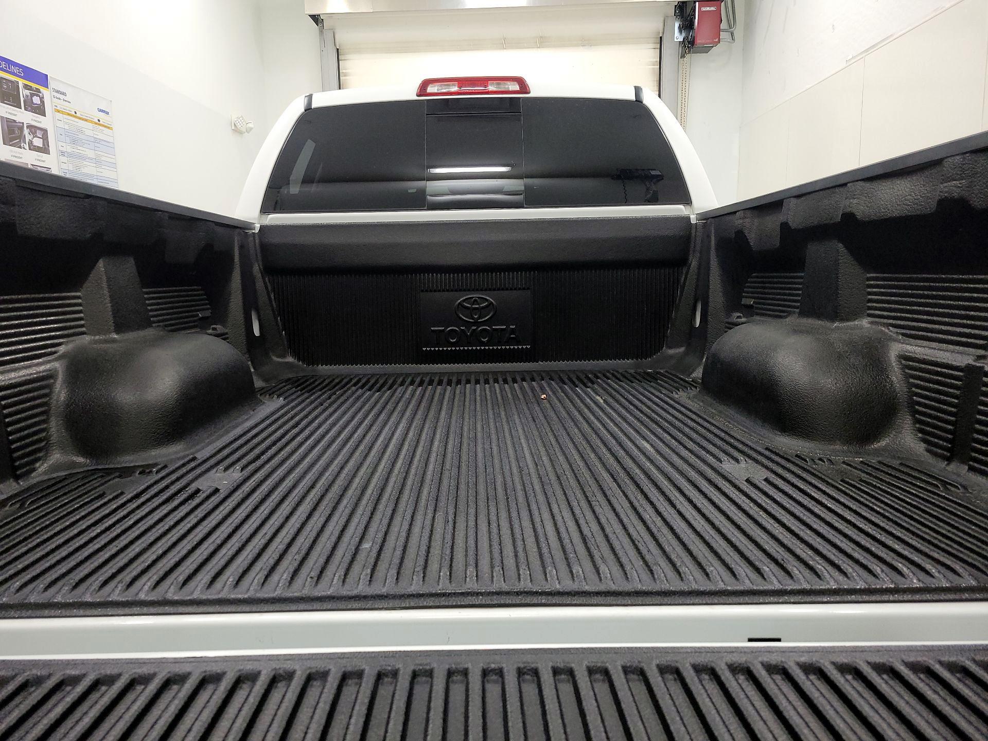 Thumbnail: 2014 Toyota Tundra - 20