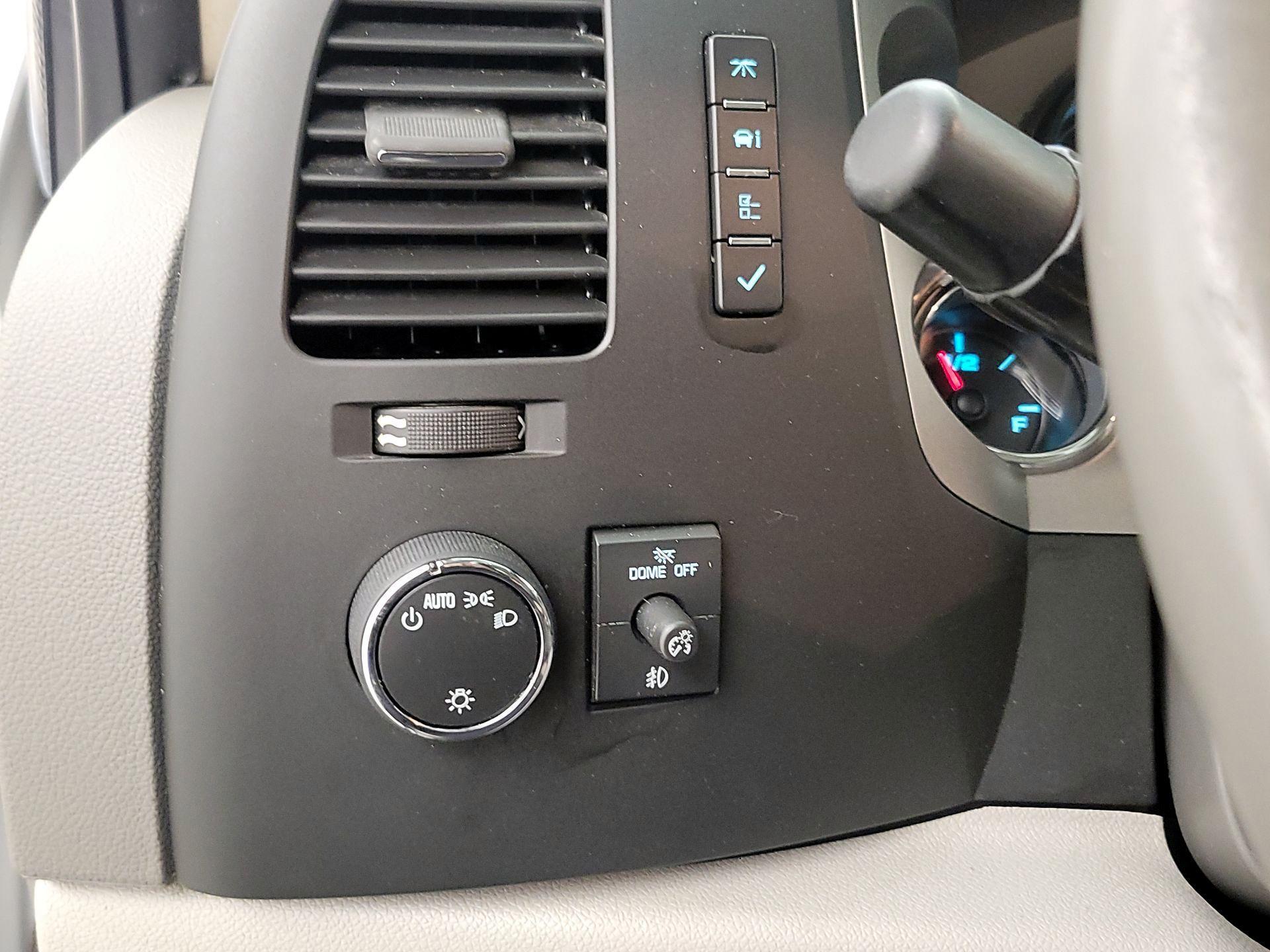 Thumbnail: 2013 GMC Sierra 1500 - 13