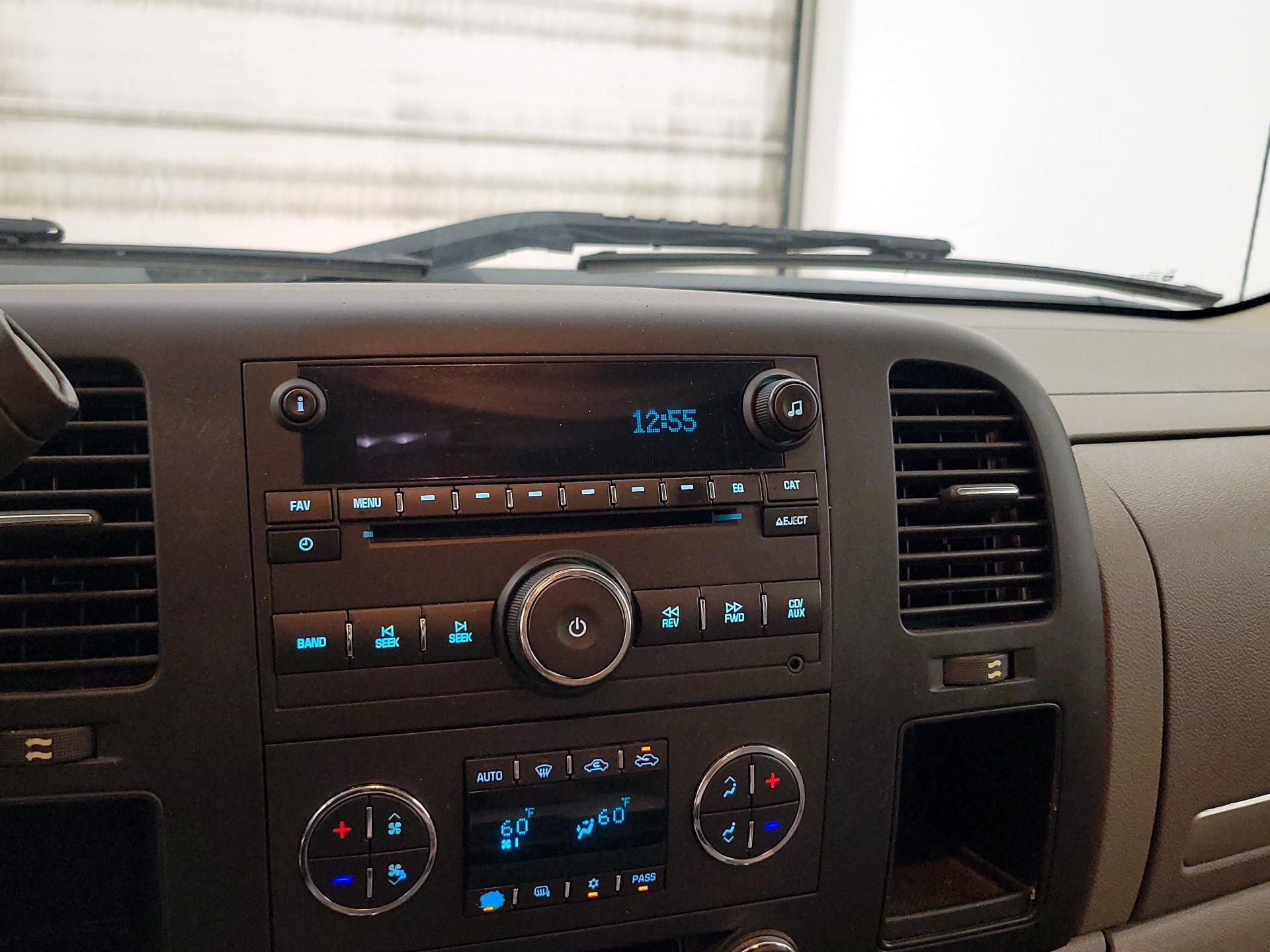 Thumbnail: 2013 GMC Sierra 1500 - 14