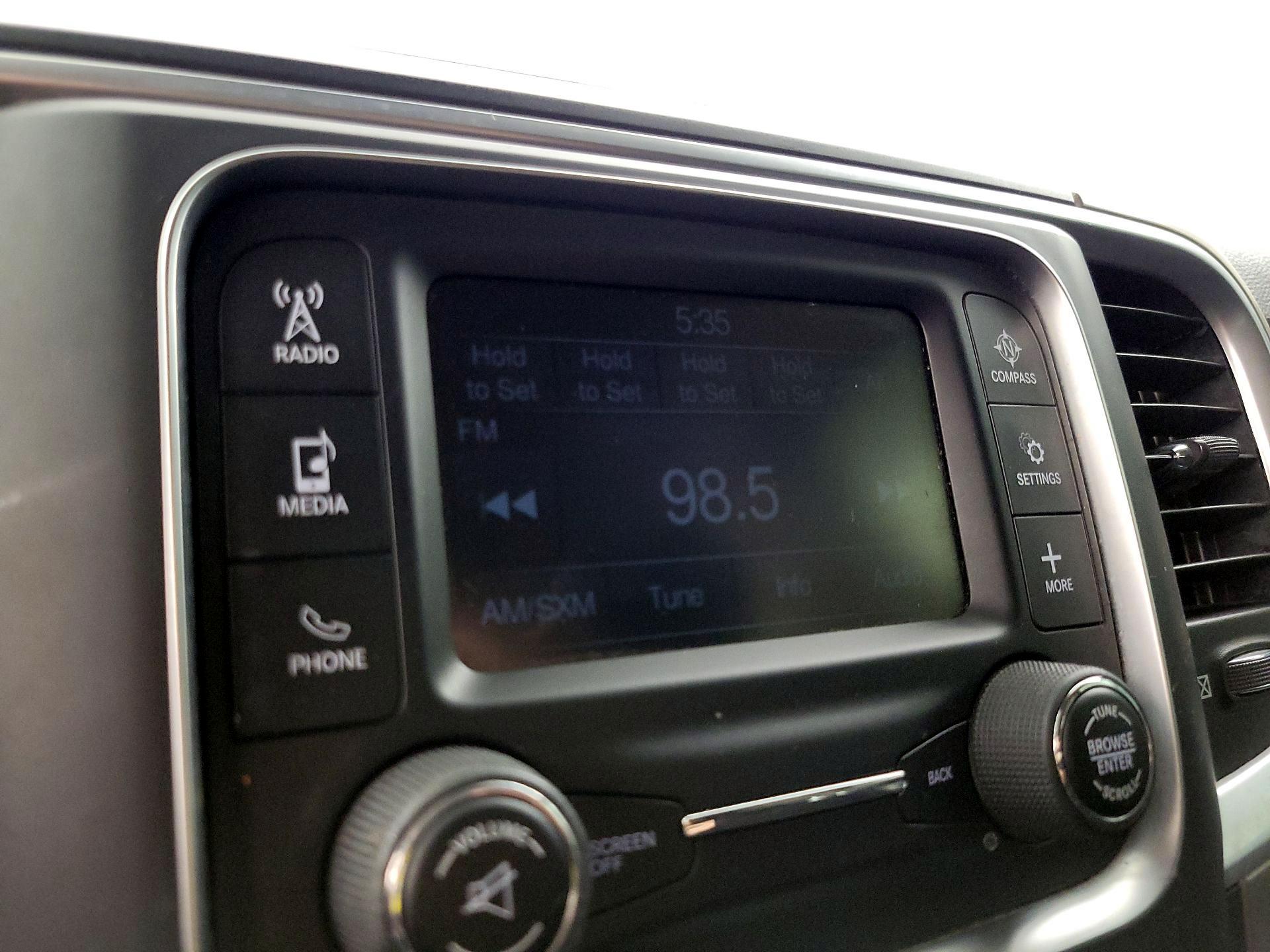 Thumbnail: 2020 RAM 1500 Classic - 15