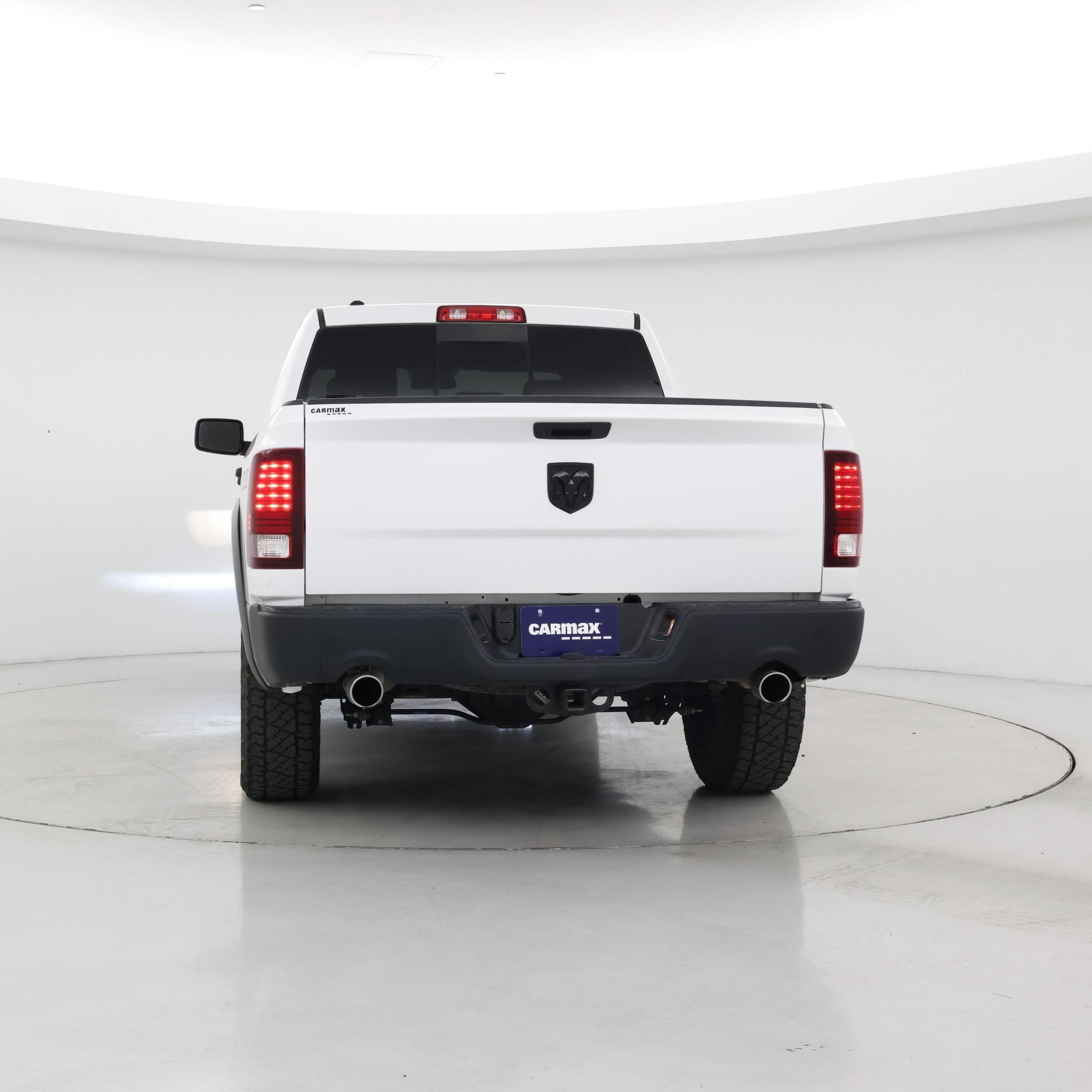 Thumbnail: 2020 RAM 1500 Classic - 6