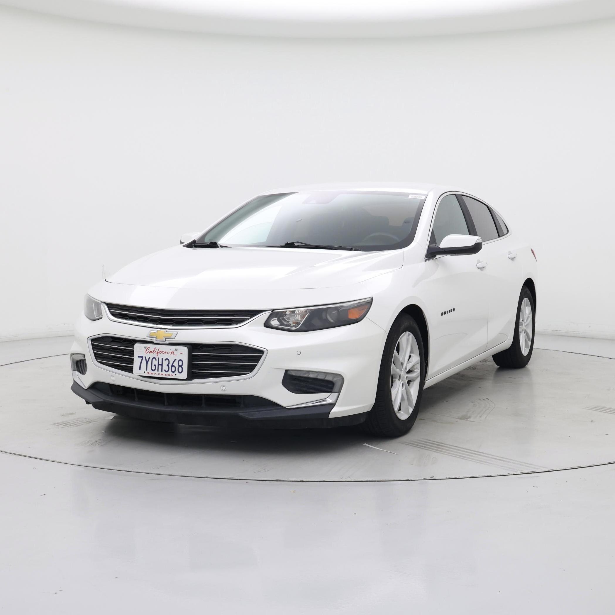 Thumbnail: 2017 Chevrolet Malibu - 4