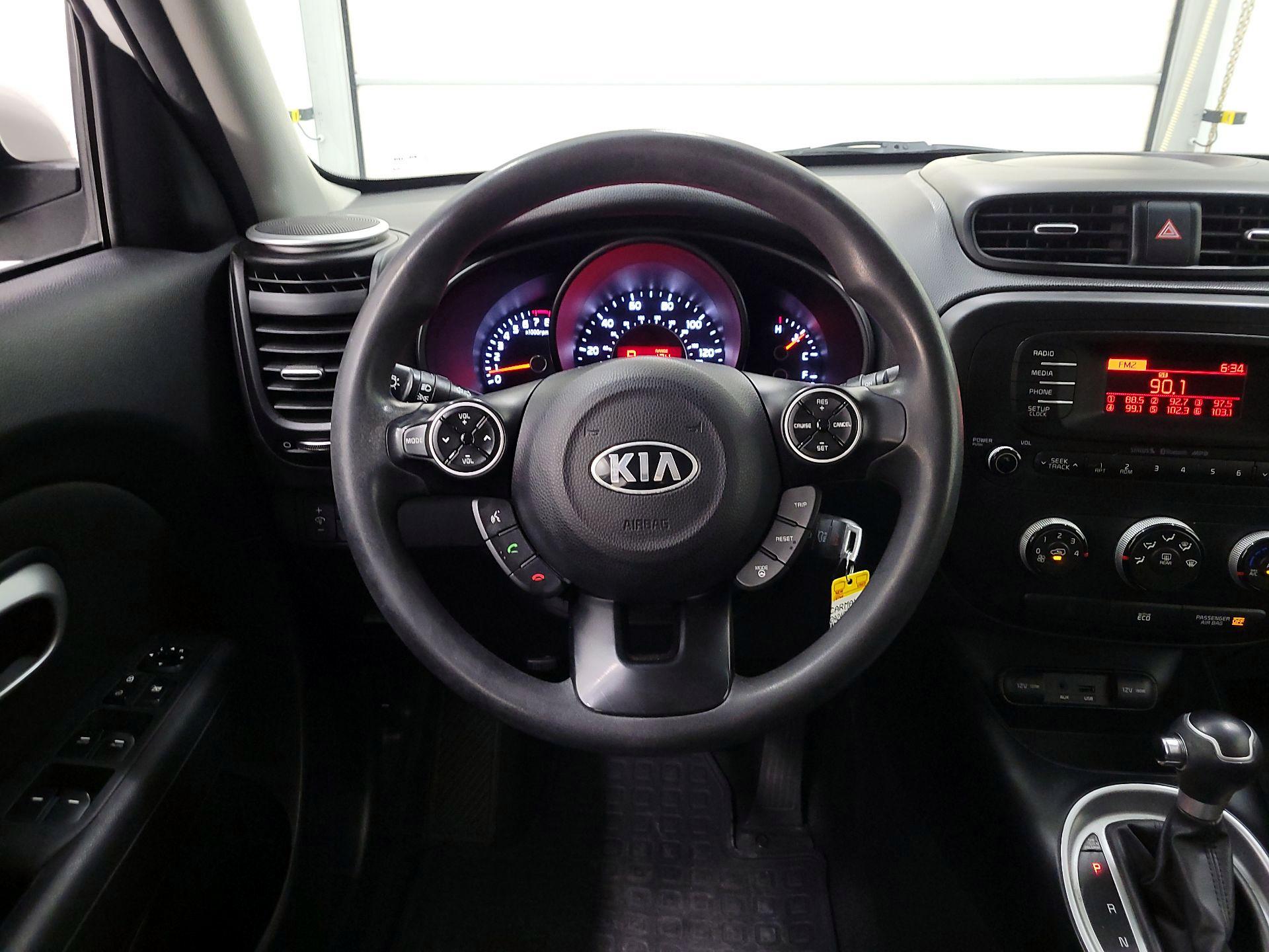 Thumbnail: 2014 Kia Soul - 10