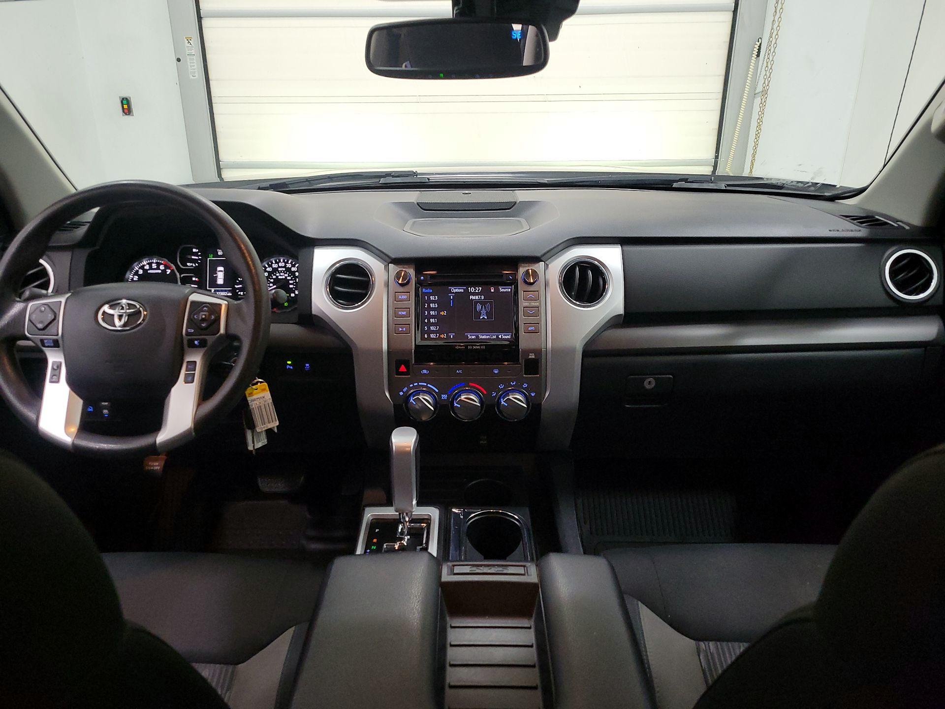 Thumbnail: 2018 Toyota Tundra - 9