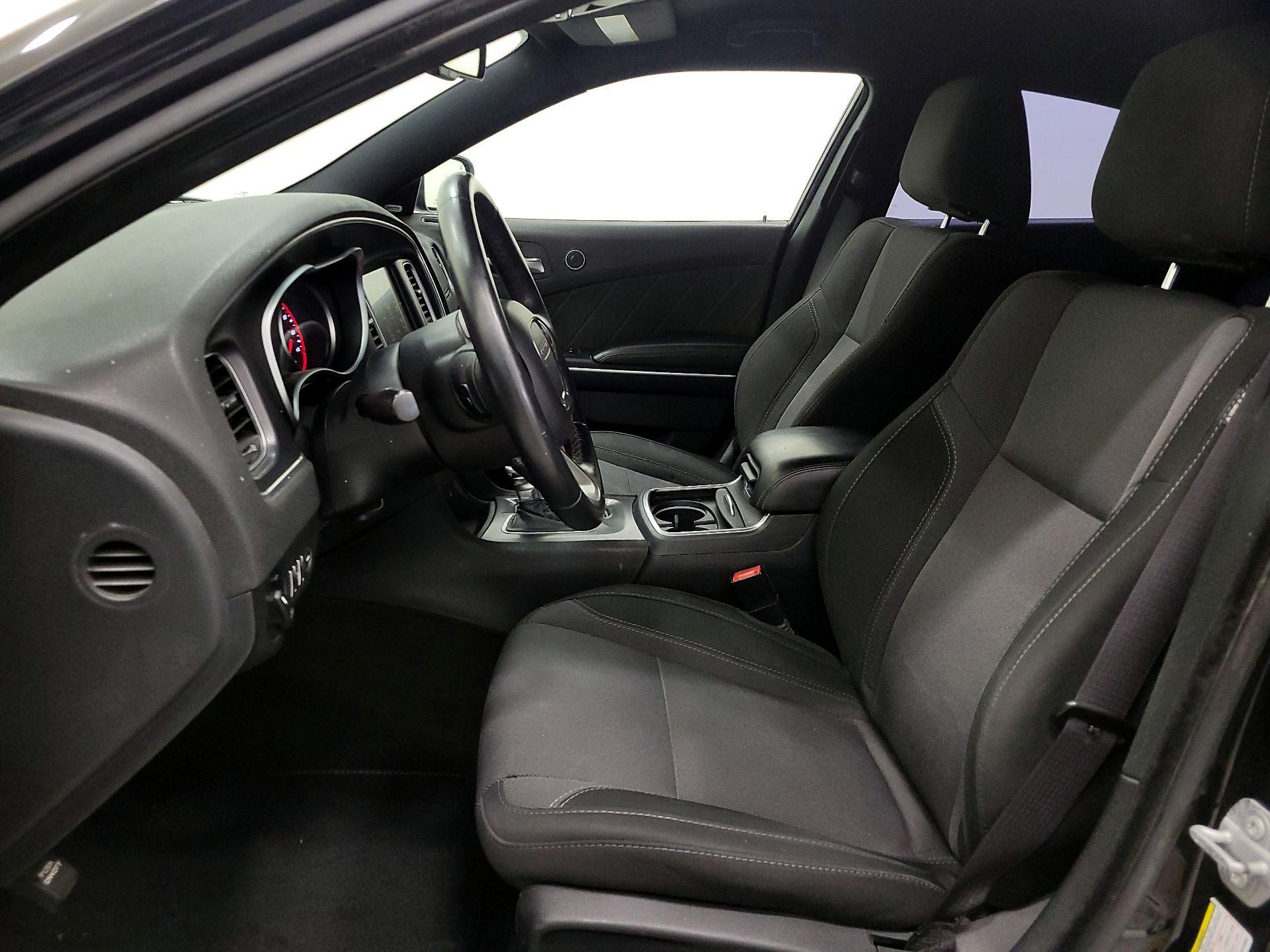 Thumbnail: 2016 Dodge Charger - 11