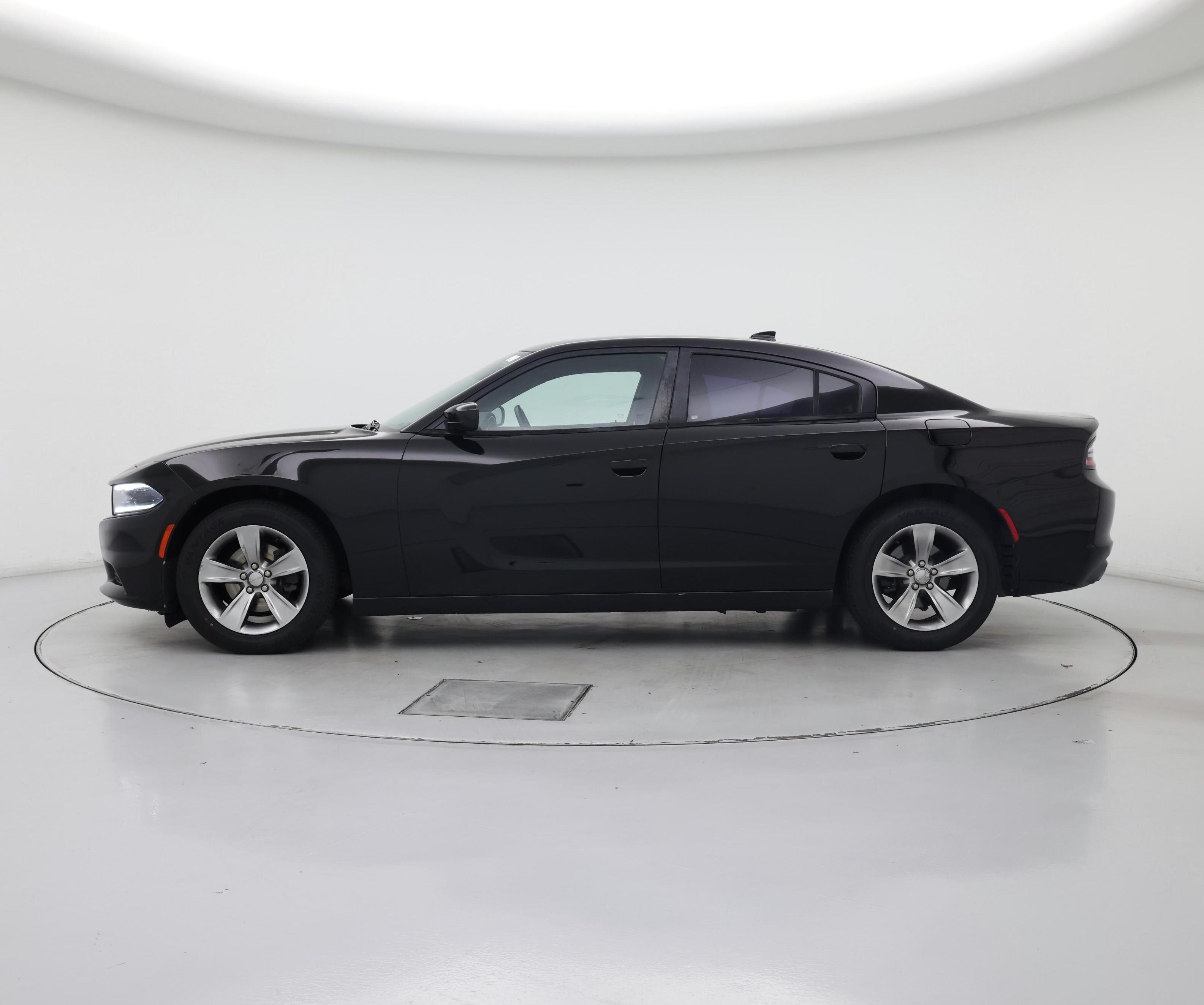 Thumbnail: 2016 Dodge Charger - 3