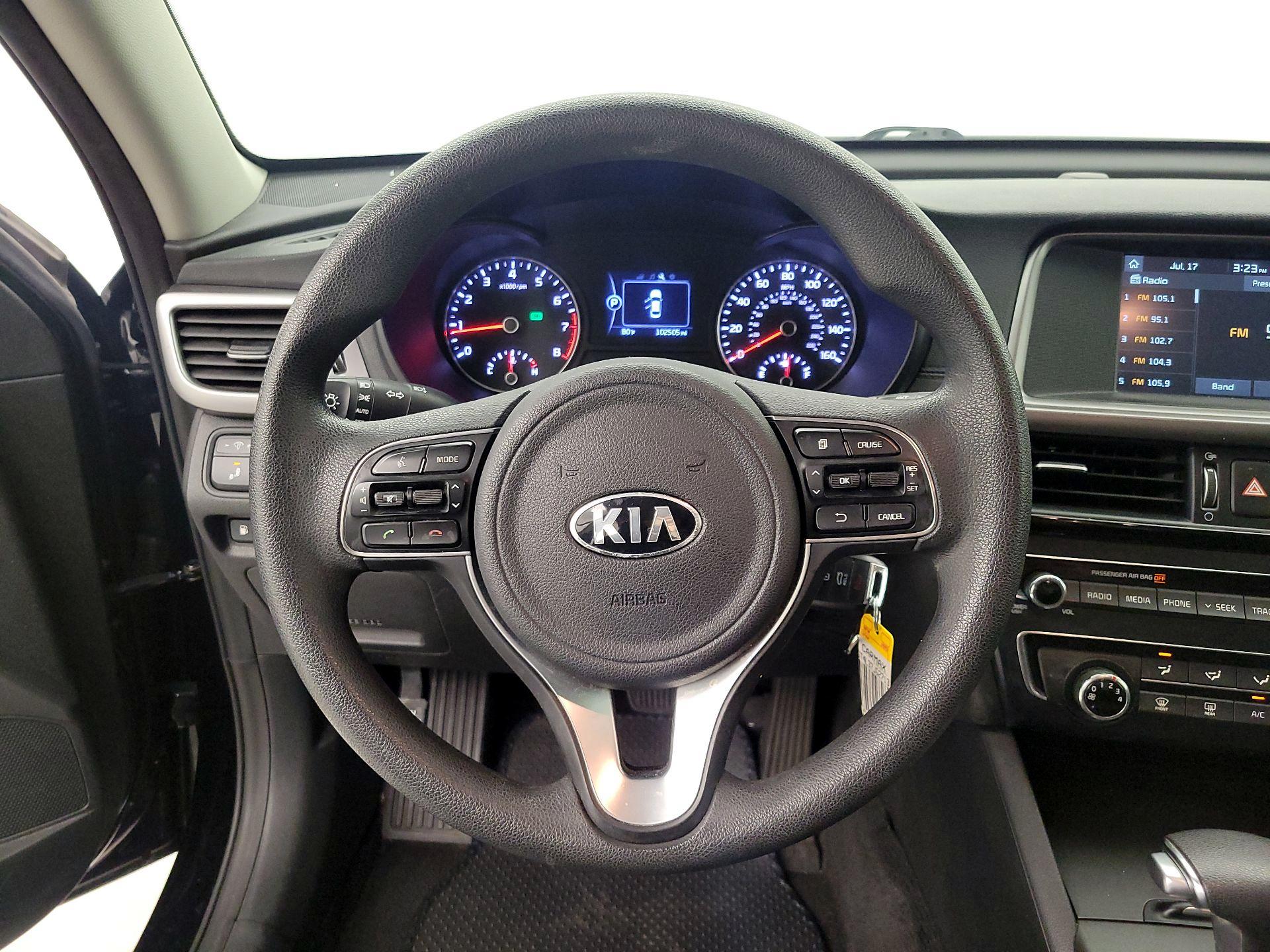 Thumbnail: 2018 Kia Optima - 10