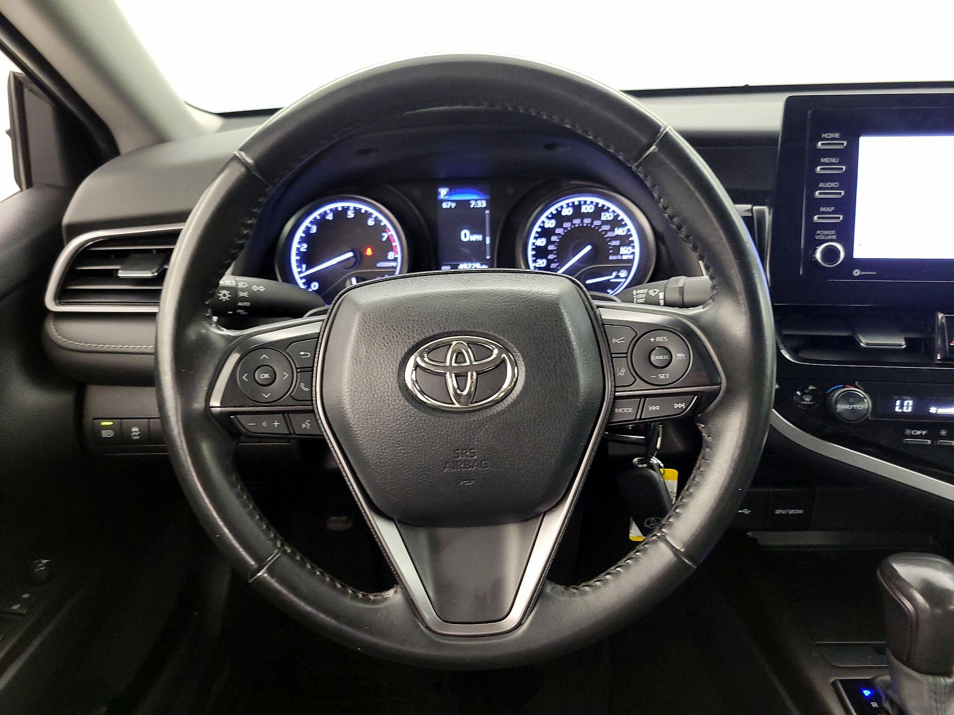 Thumbnail: 2023 Toyota Camry - 10
