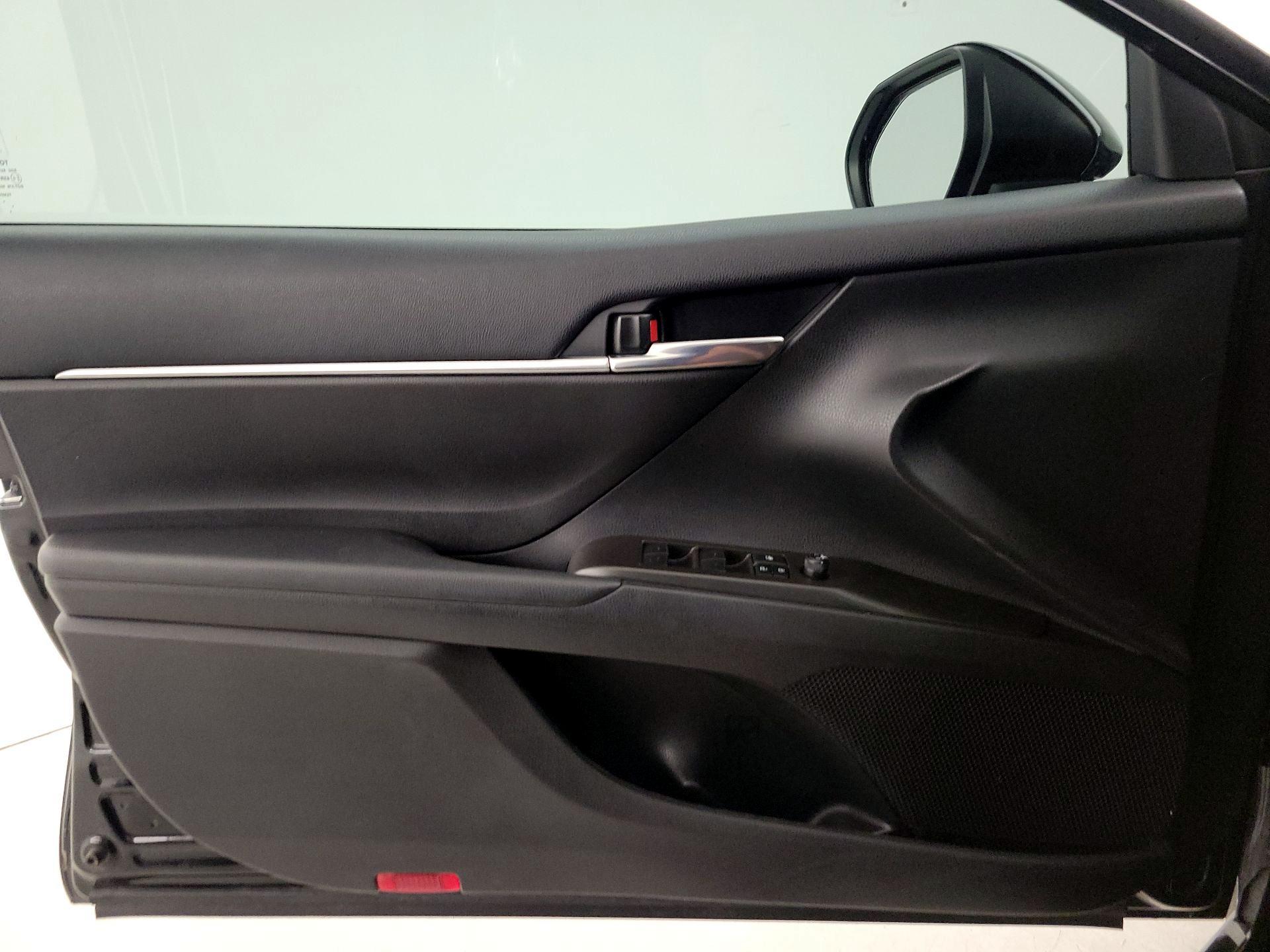 Thumbnail: 2023 Toyota Camry - 12