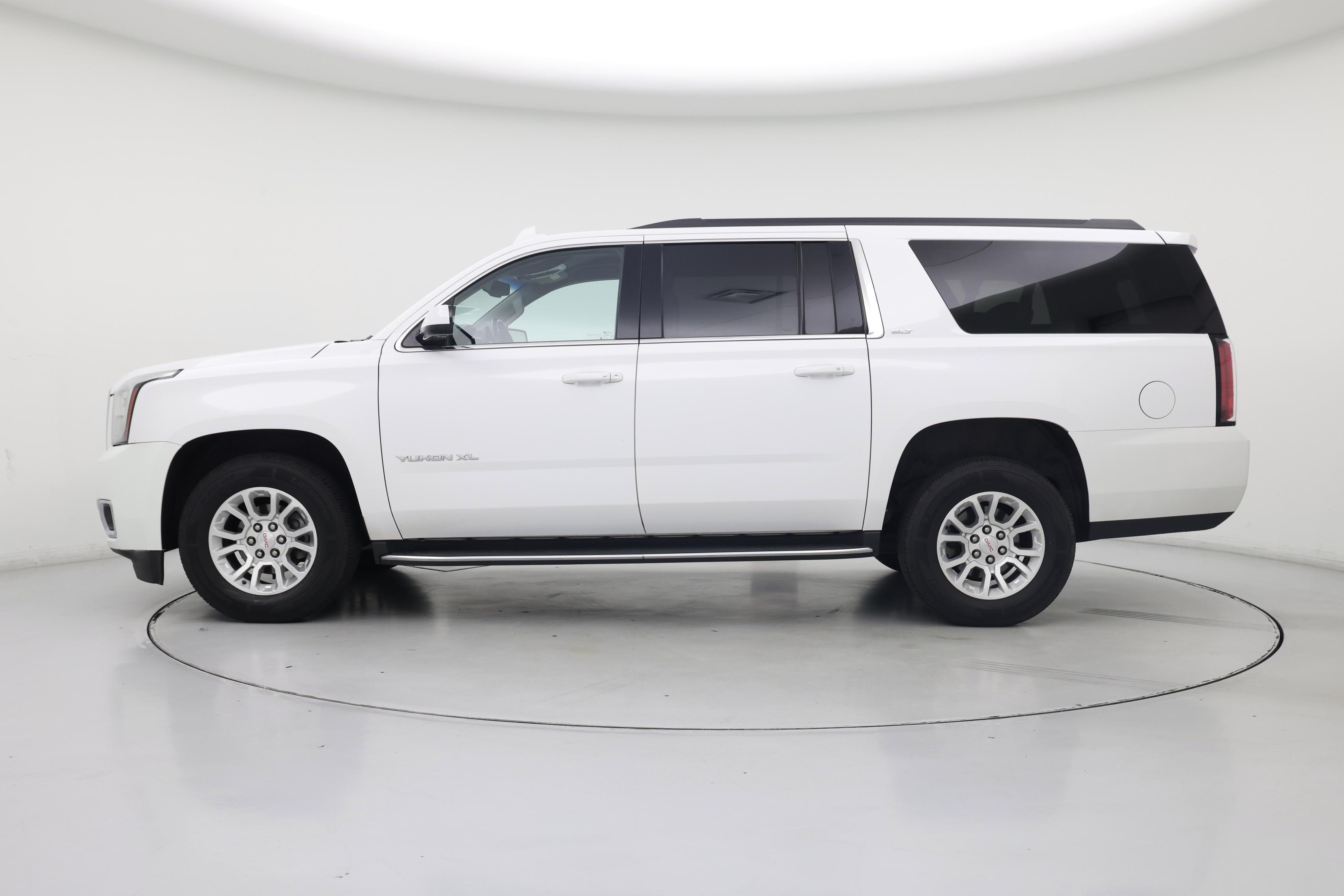 Thumbnail: 2017 GMC Yukon XL - 3
