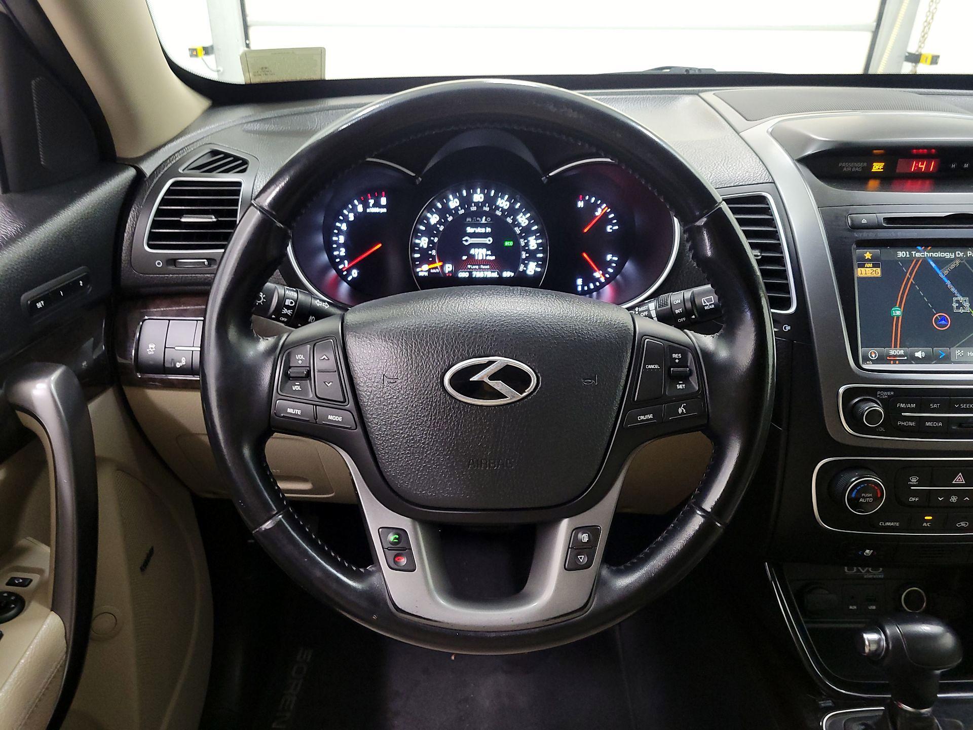 Thumbnail: 2014 Kia Sorento - 10