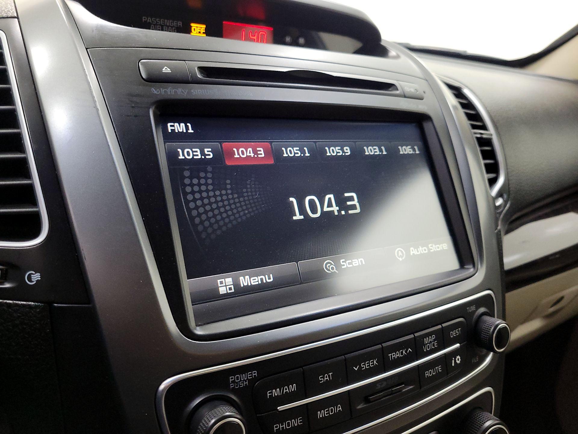 Thumbnail: 2014 Kia Sorento - 16