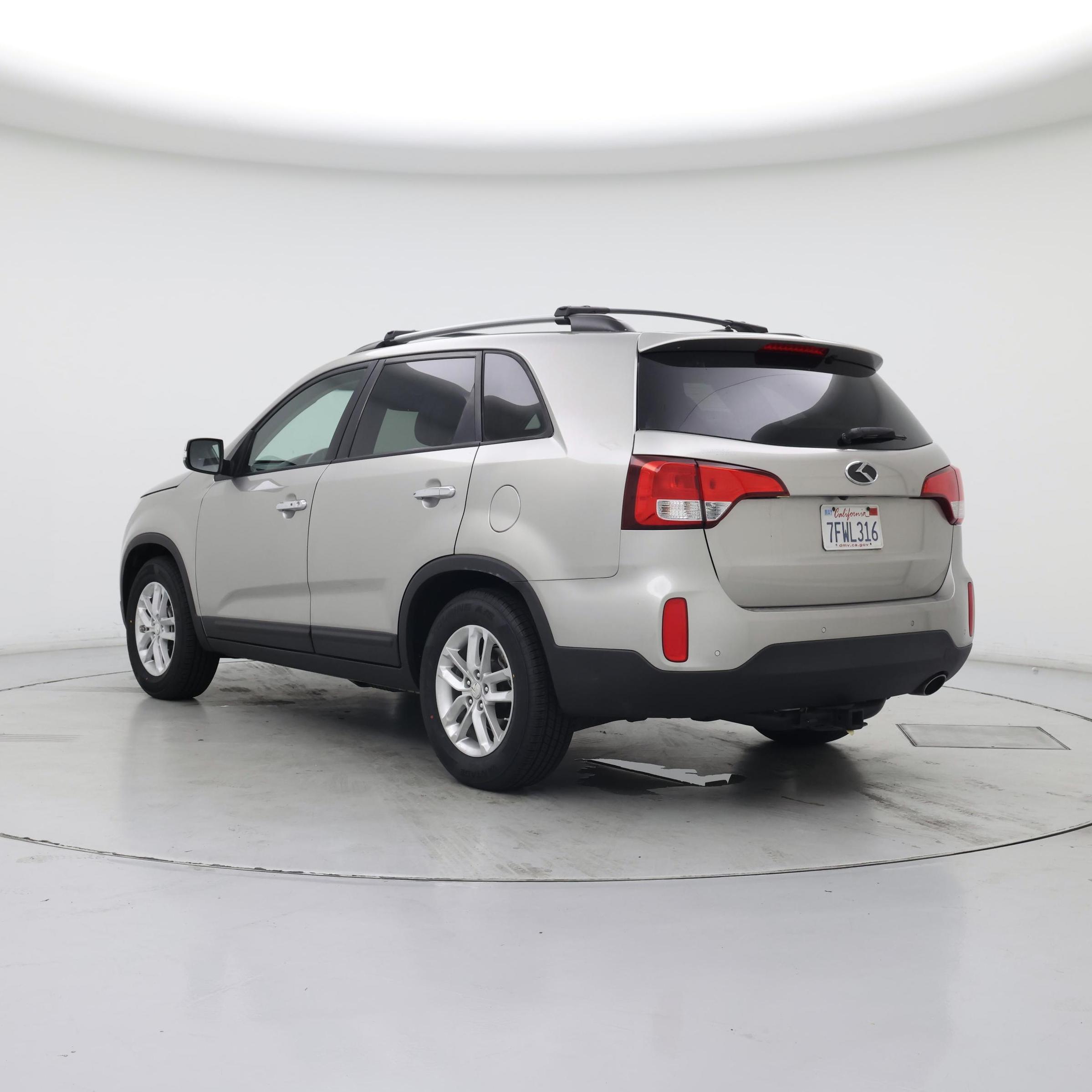 Thumbnail: 2014 Kia Sorento - 2
