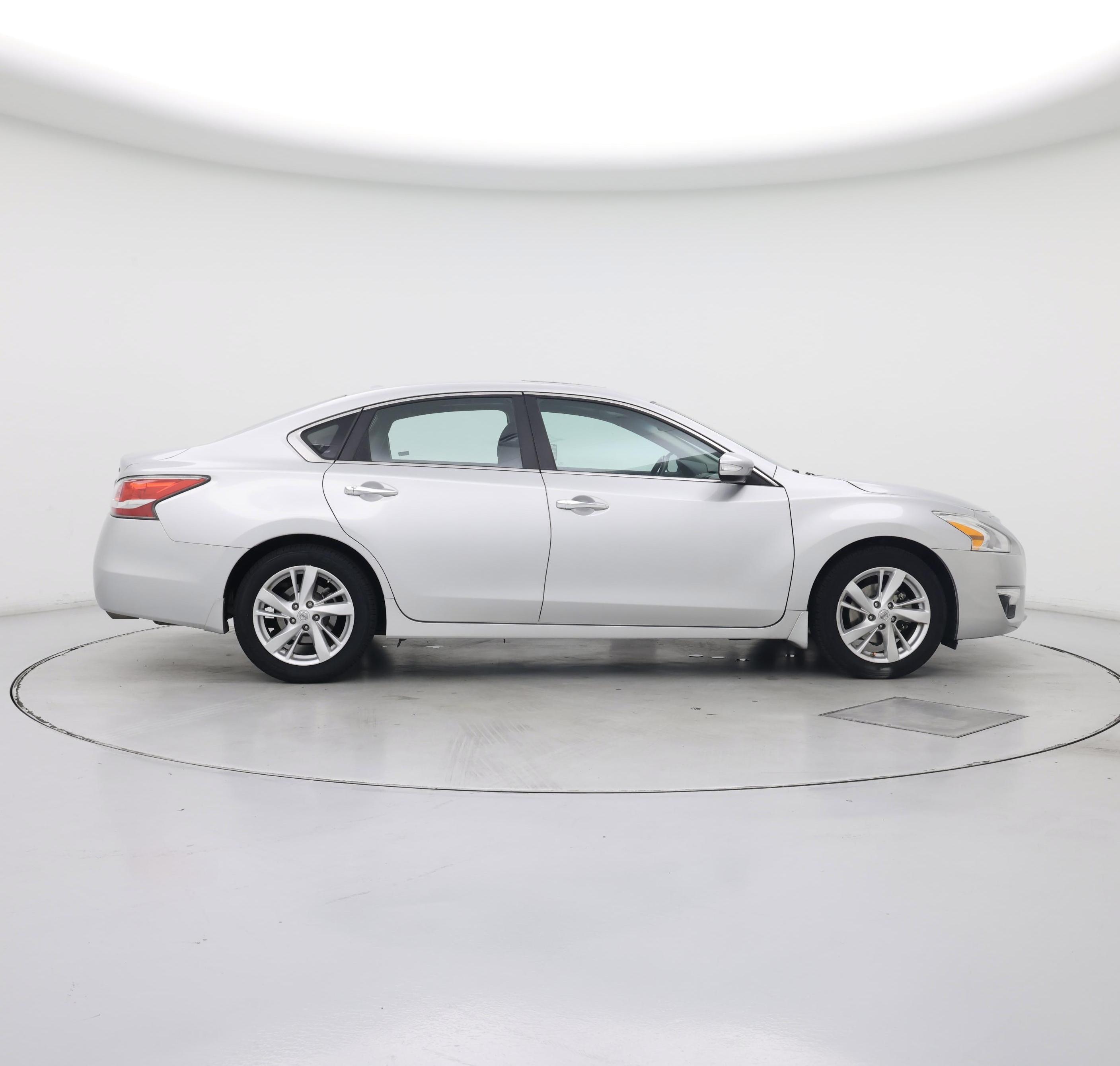 Thumbnail: 2015 Nissan Altima - 7