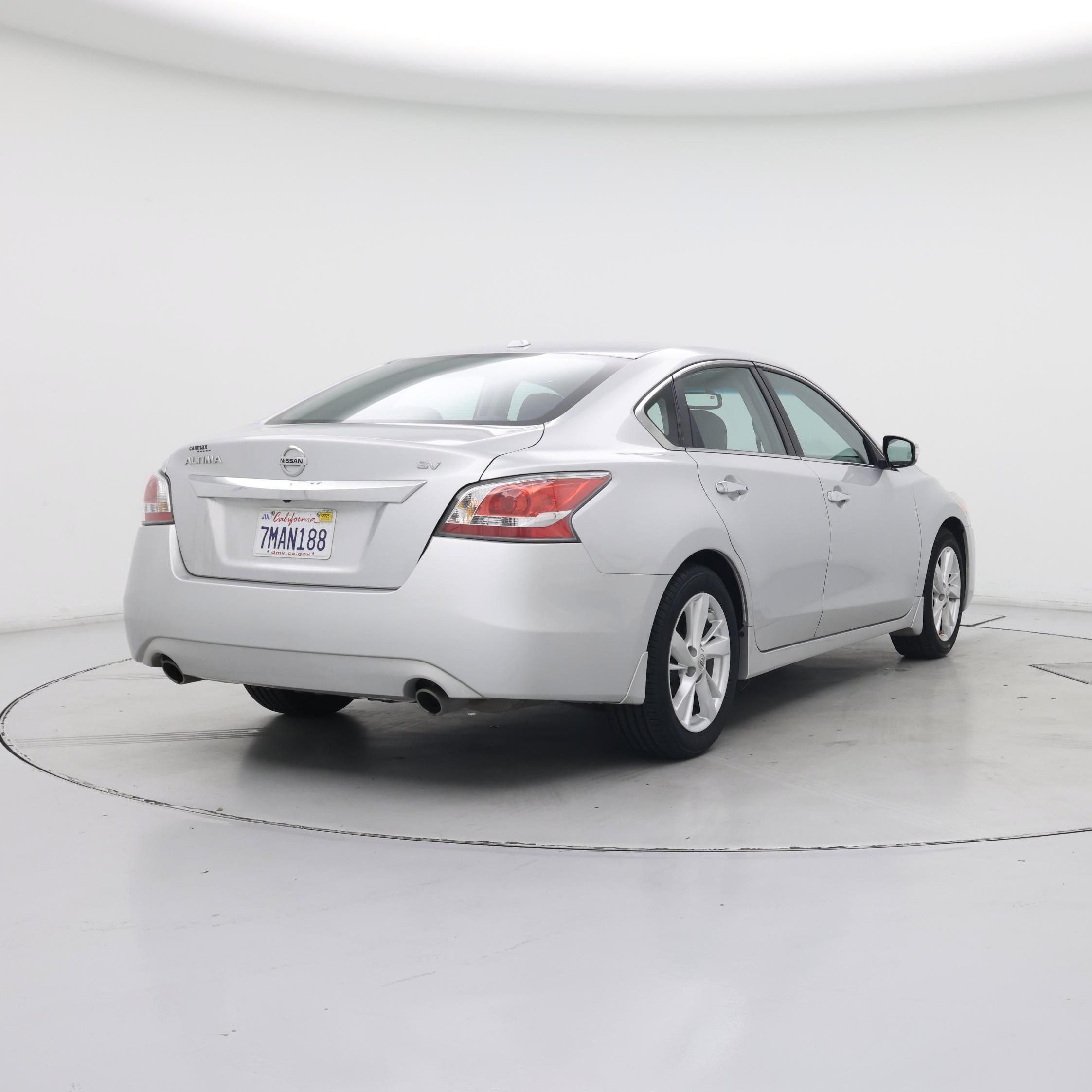 Thumbnail: 2015 Nissan Altima - 8