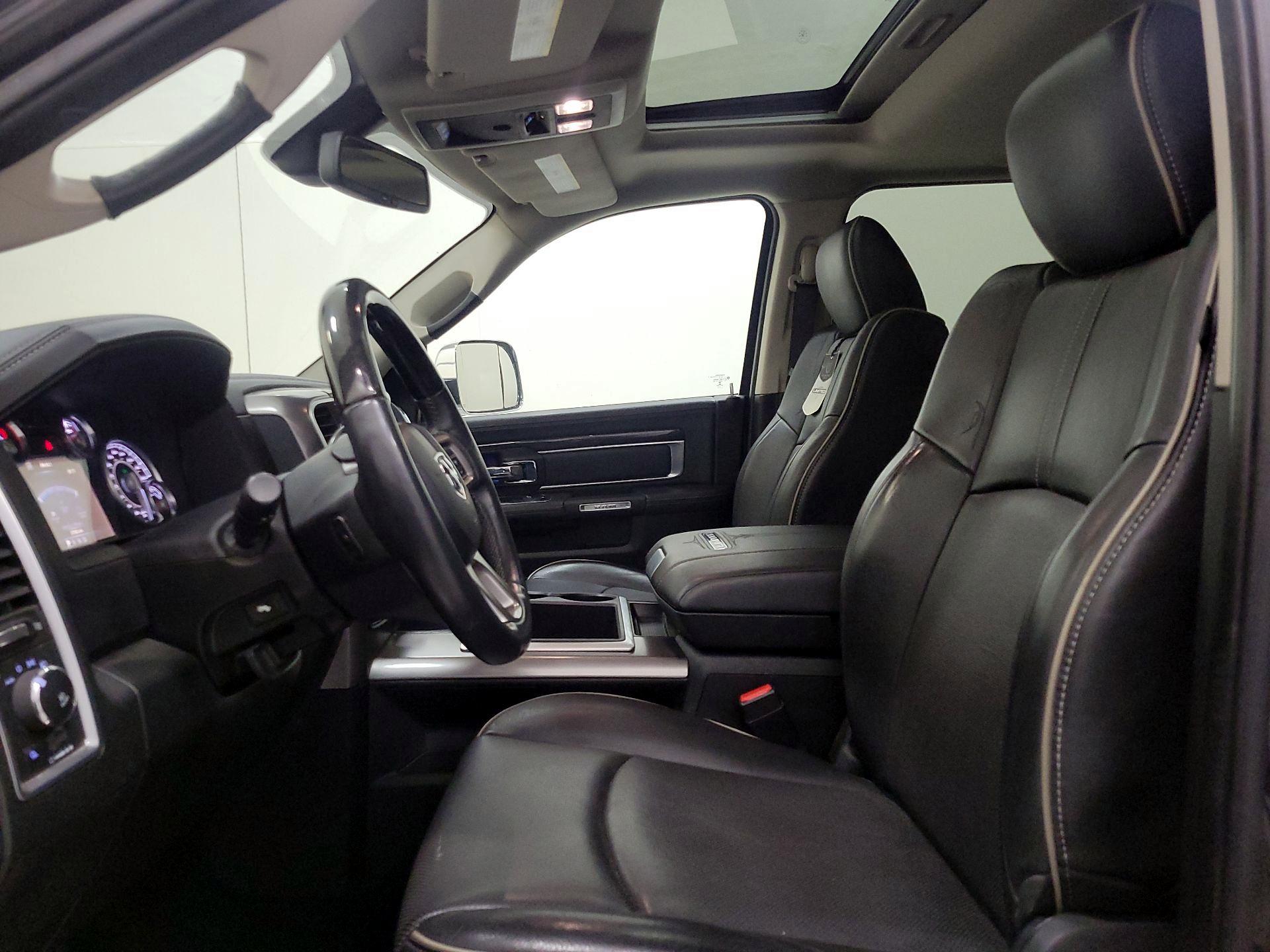Thumbnail: 2015 RAM 3500 - 11
