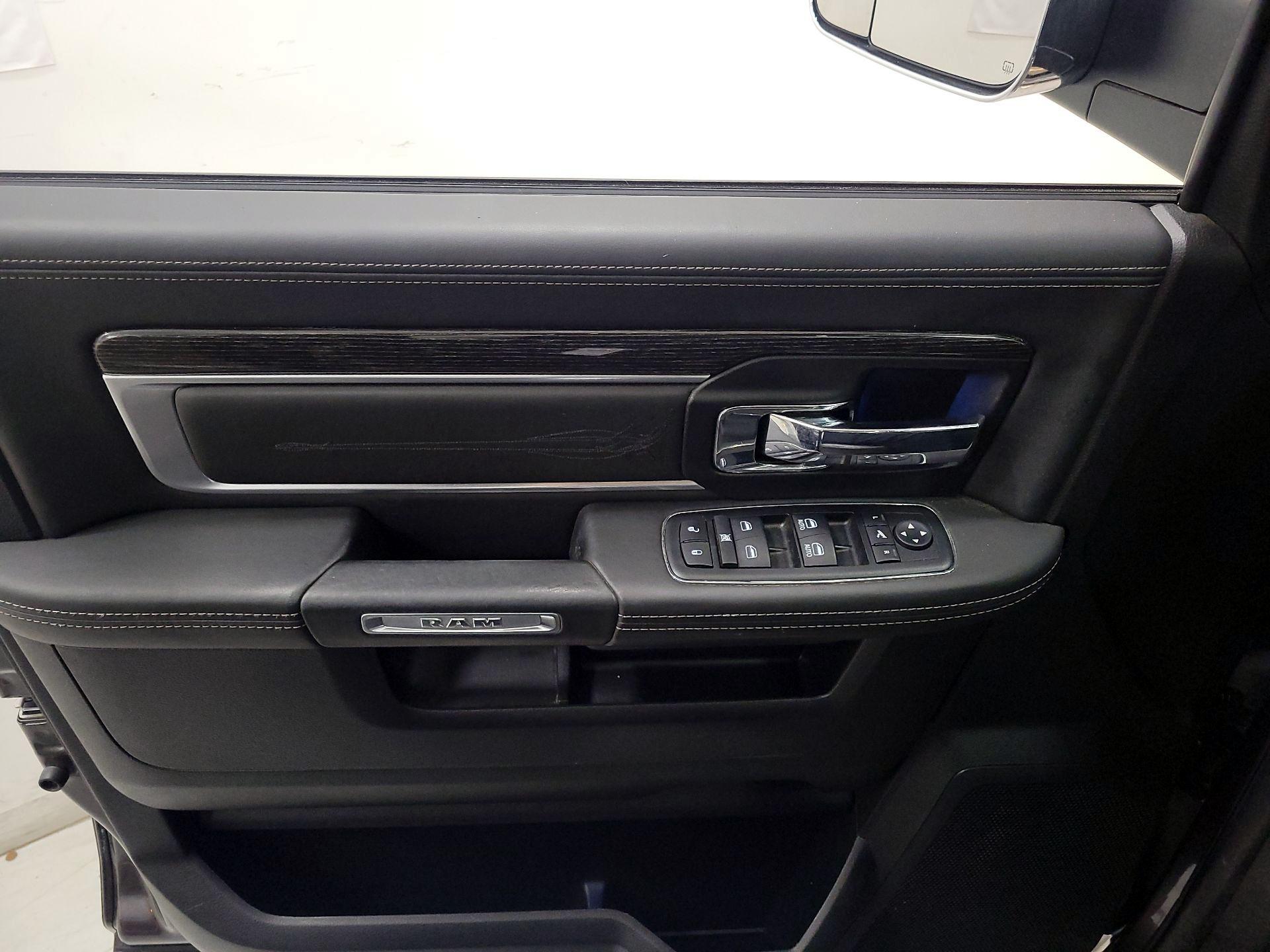 Thumbnail: 2015 RAM 3500 - 12