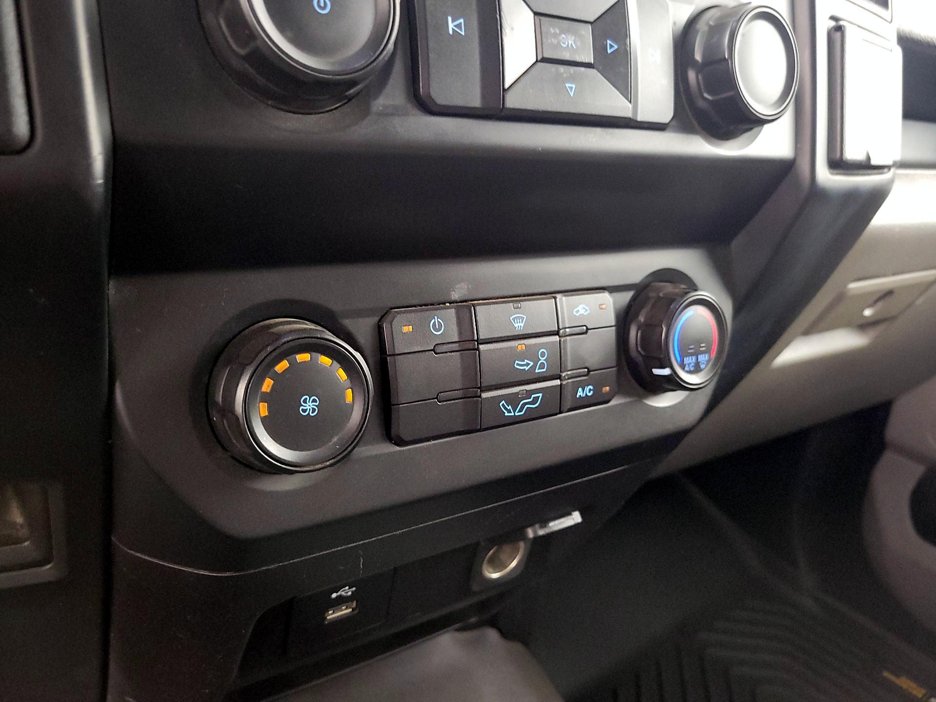 Thumbnail: 2019 Ford F-150 - 16