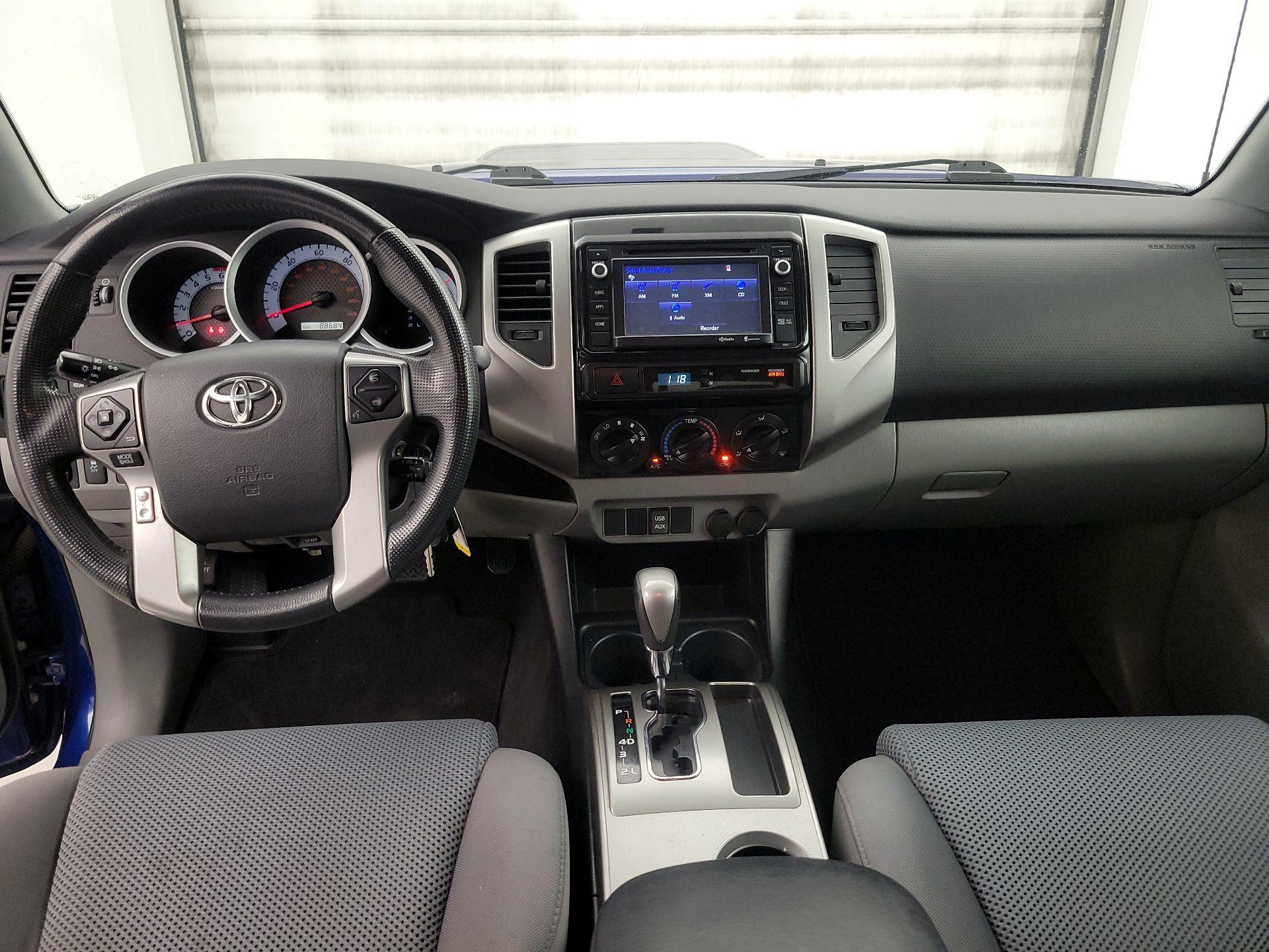 Thumbnail: 2014 Toyota Tacoma - 9