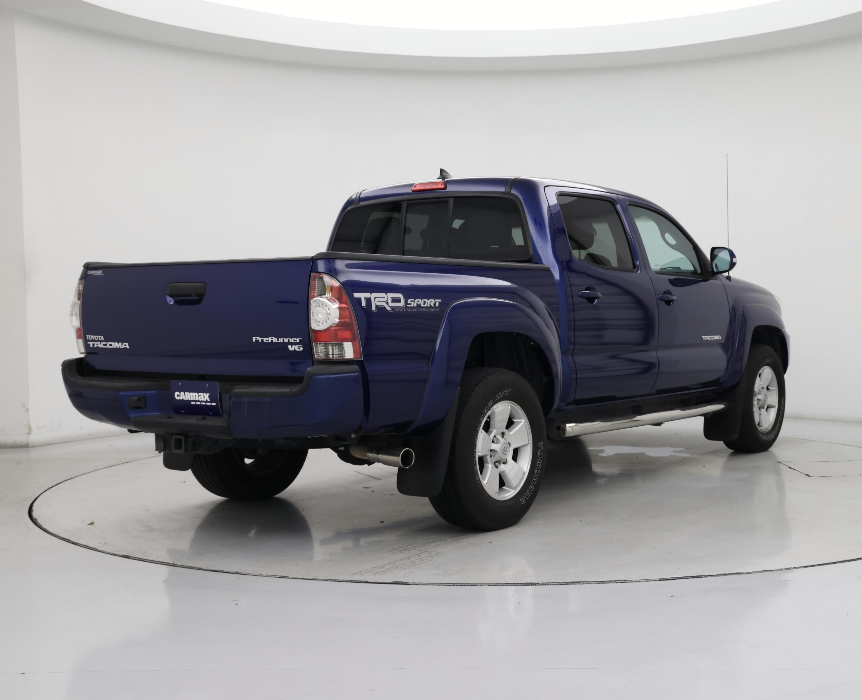 Thumbnail: 2014 Toyota Tacoma - 8