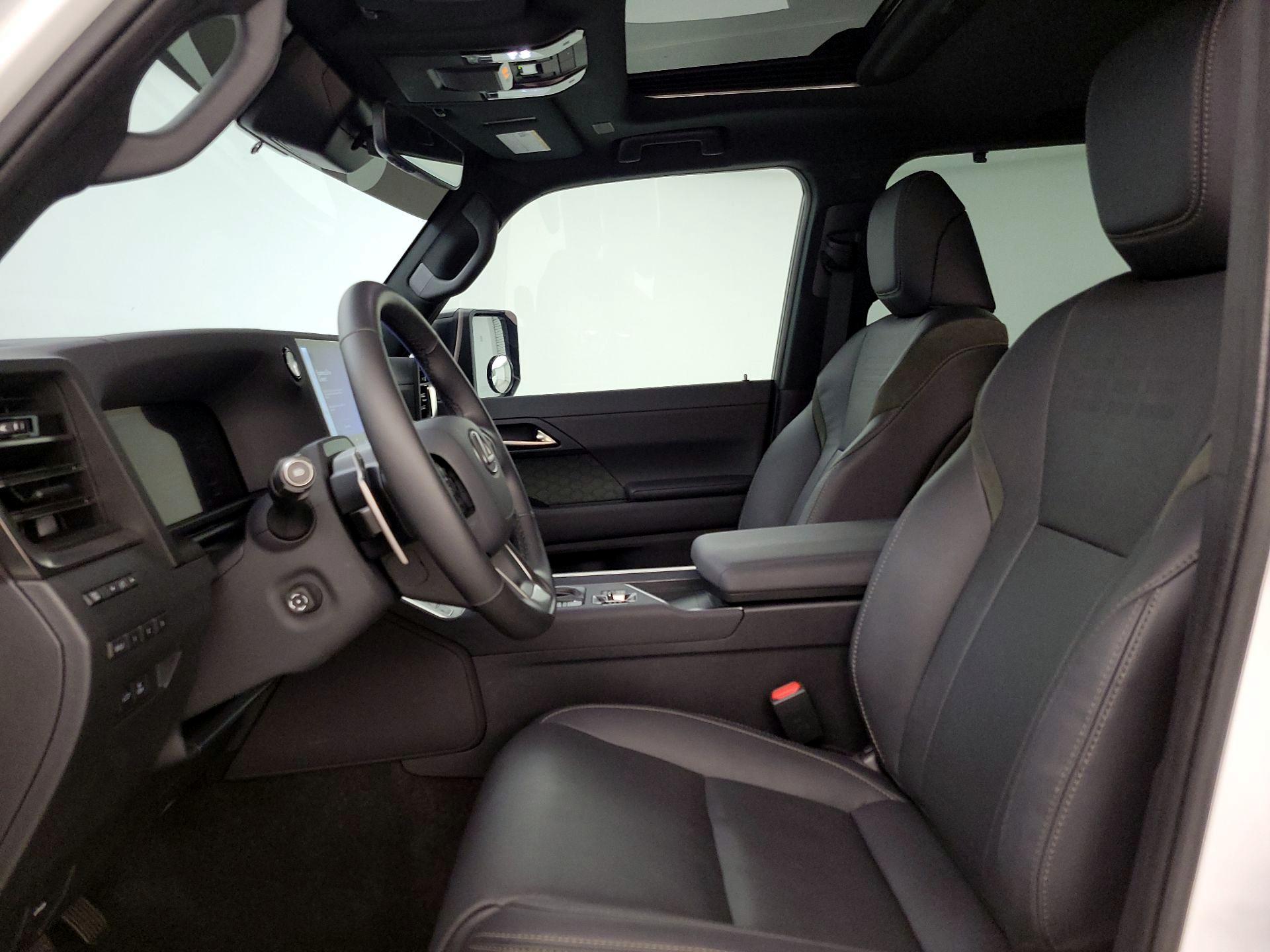 Thumbnail: 2024 Lexus GX - 11