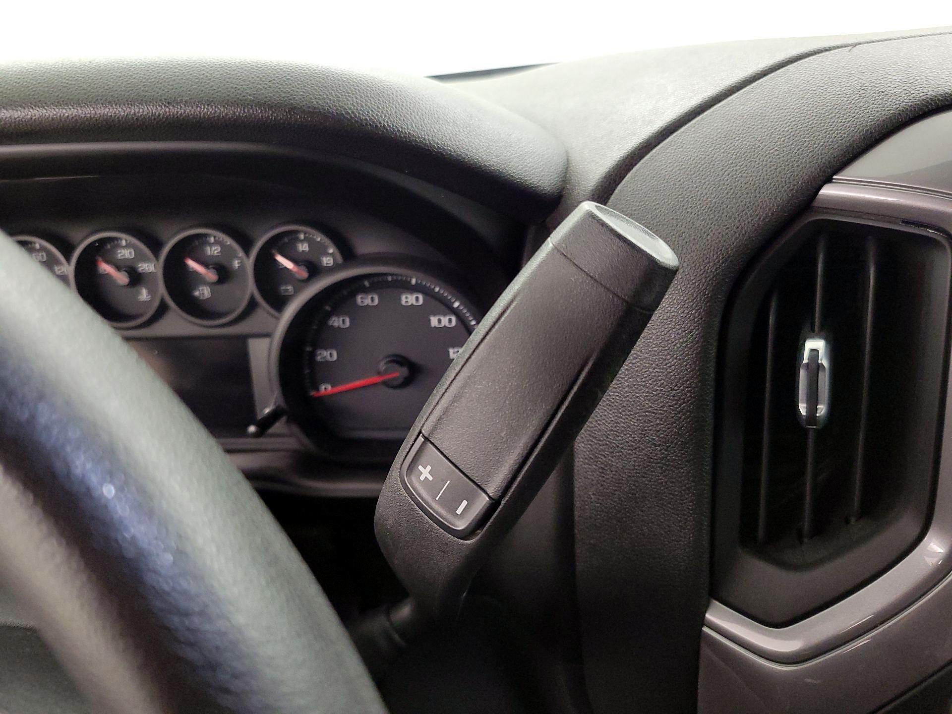 Thumbnail: 2019 Chevrolet Silverado 1500 - 17