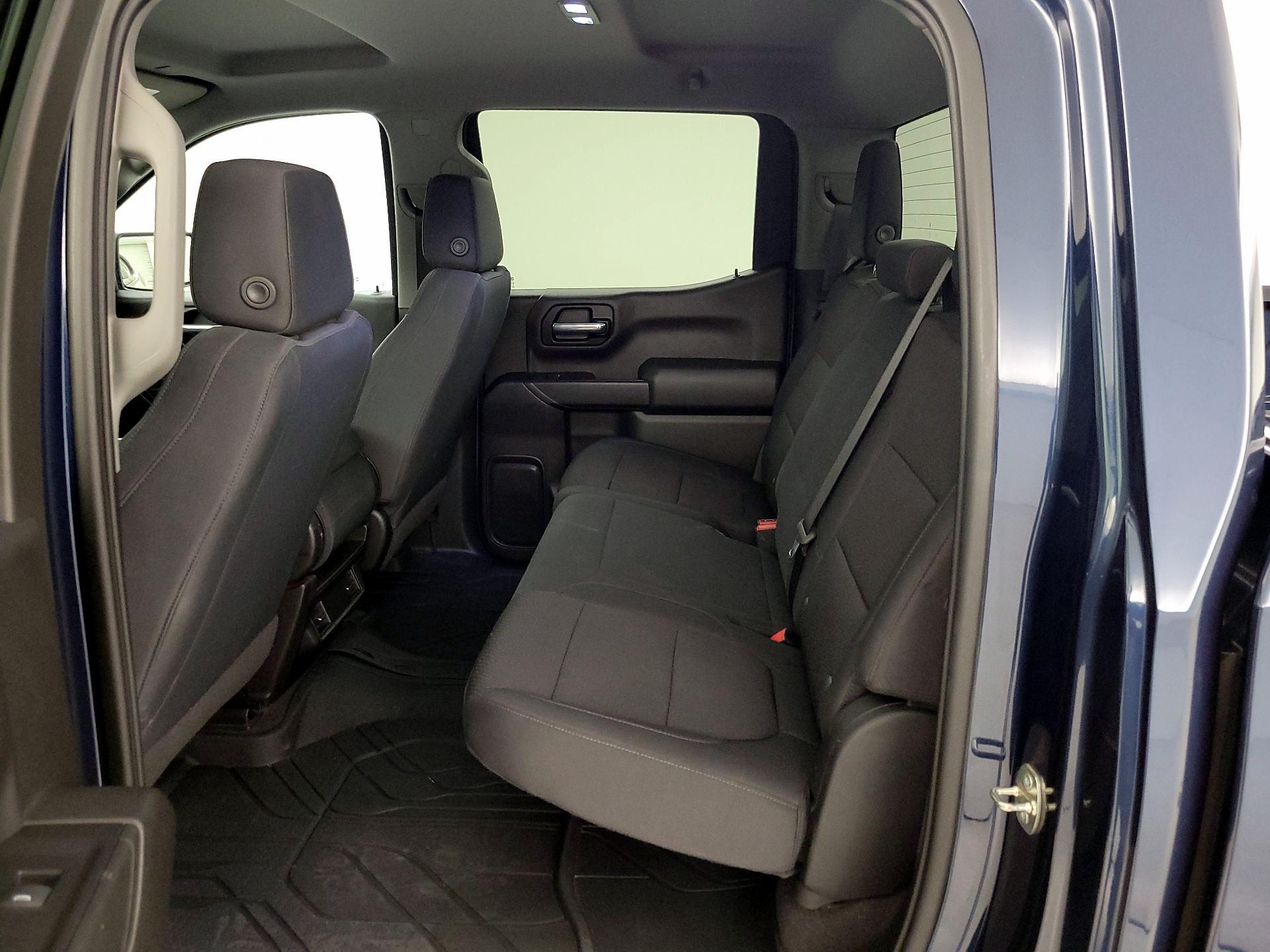 Thumbnail: 2019 Chevrolet Silverado 1500 - 19