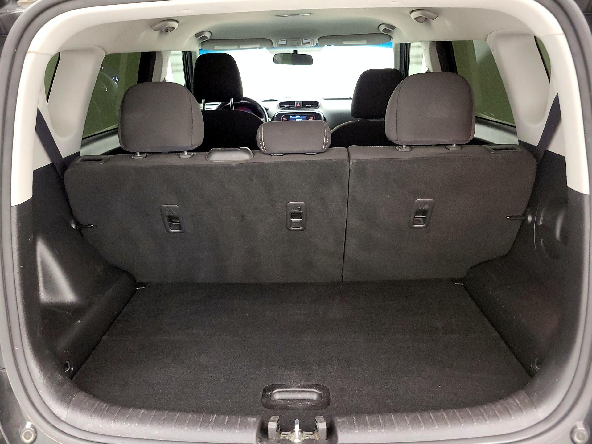 Thumbnail: 2018 Kia Soul - 19