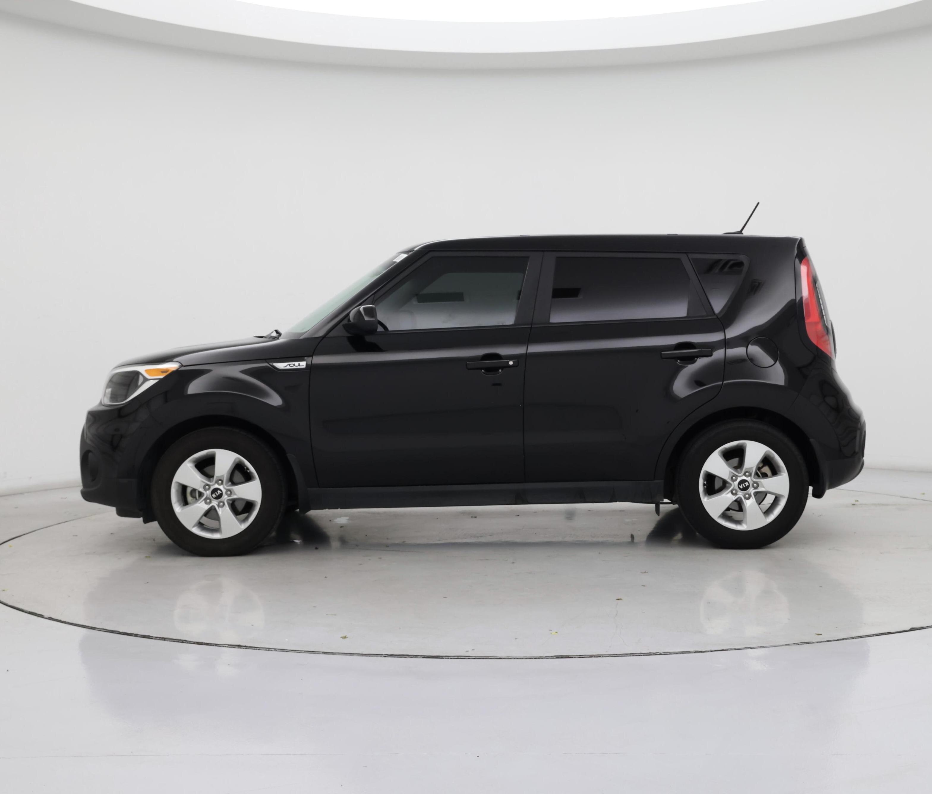 Thumbnail: 2018 Kia Soul - 3