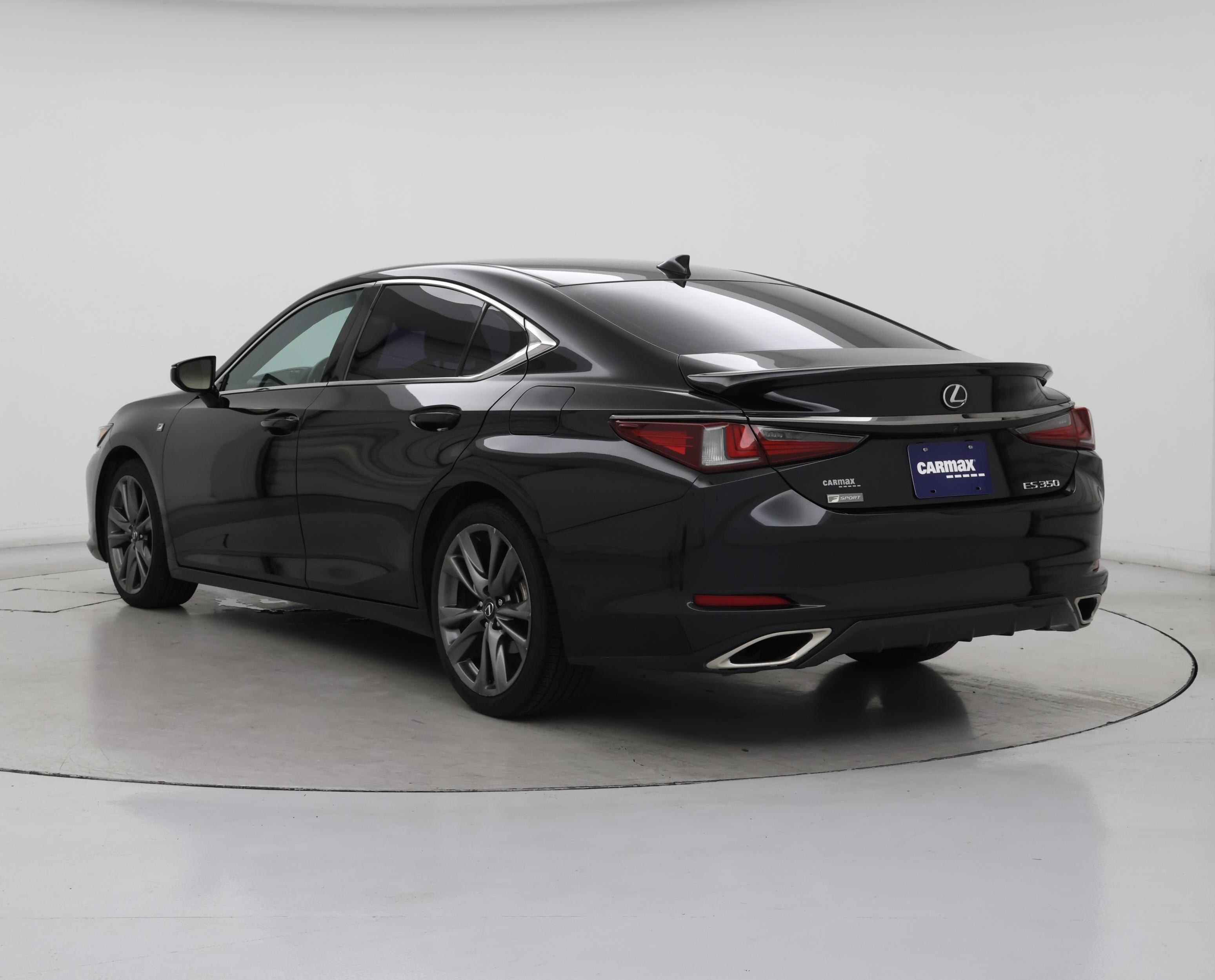 Thumbnail: 2019 Lexus ES - 2