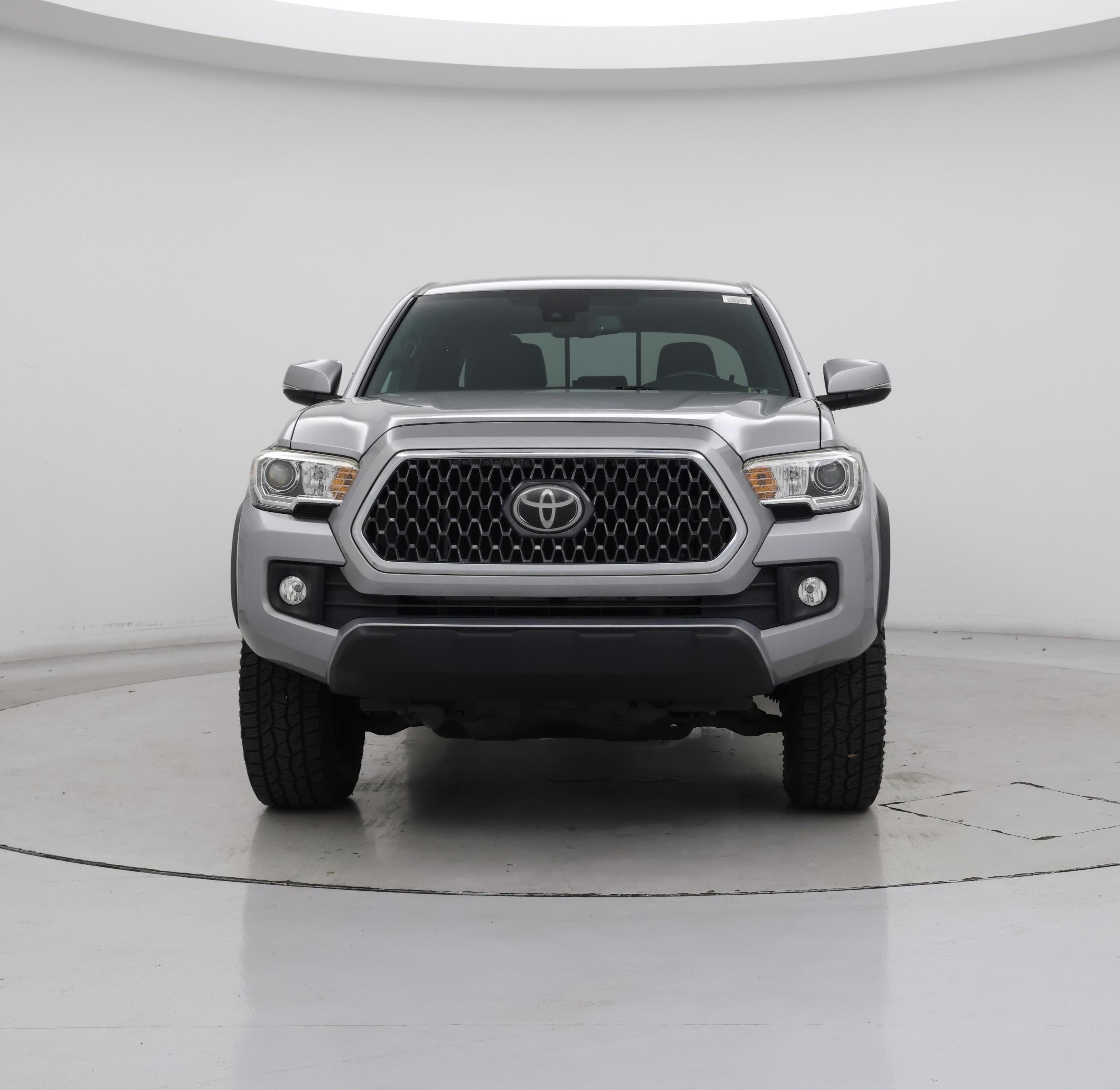Thumbnail: 2019 Toyota Tacoma - 5