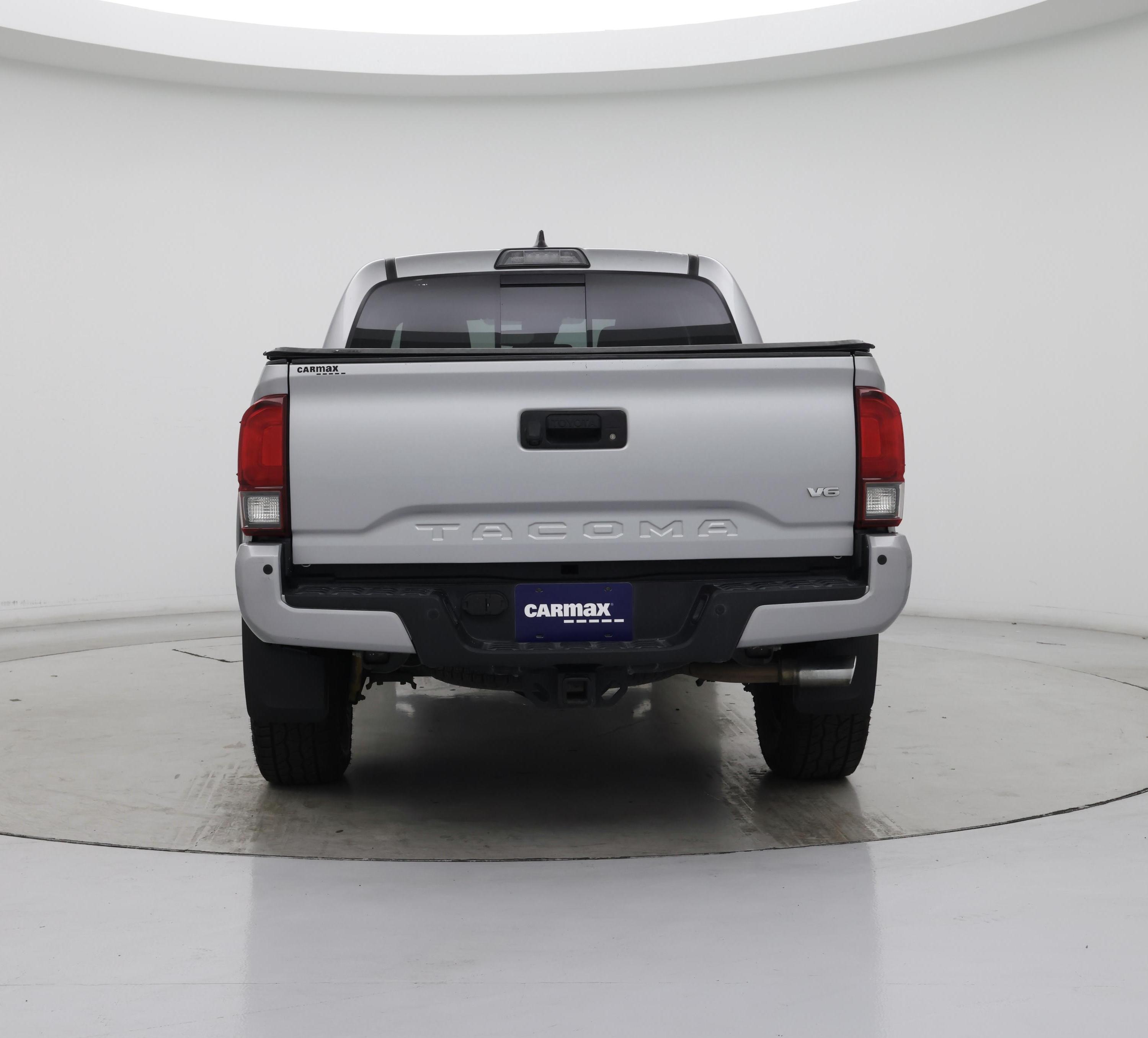 Thumbnail: 2019 Toyota Tacoma - 6