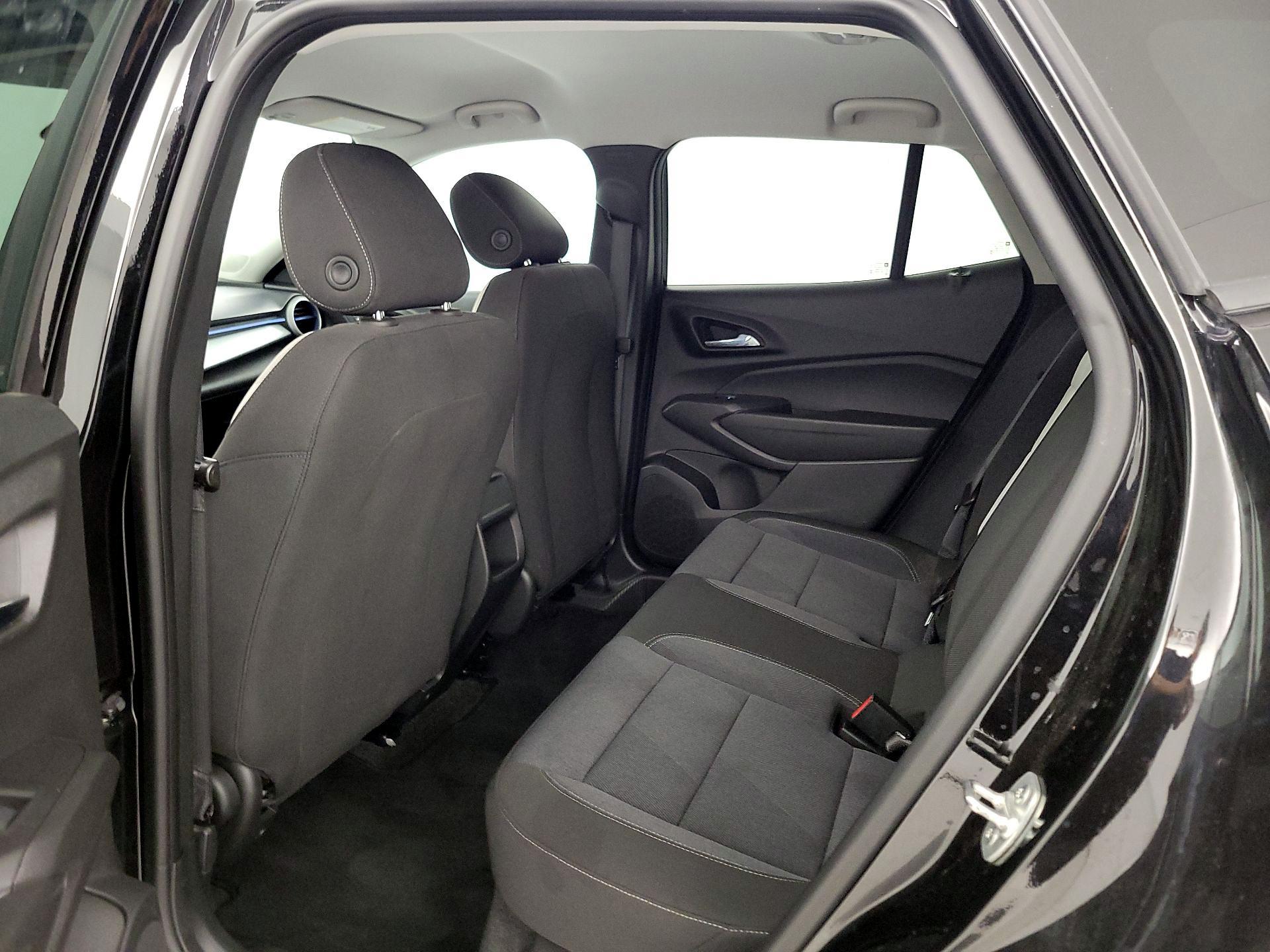 Thumbnail: 2024 Chevrolet Trax - 19