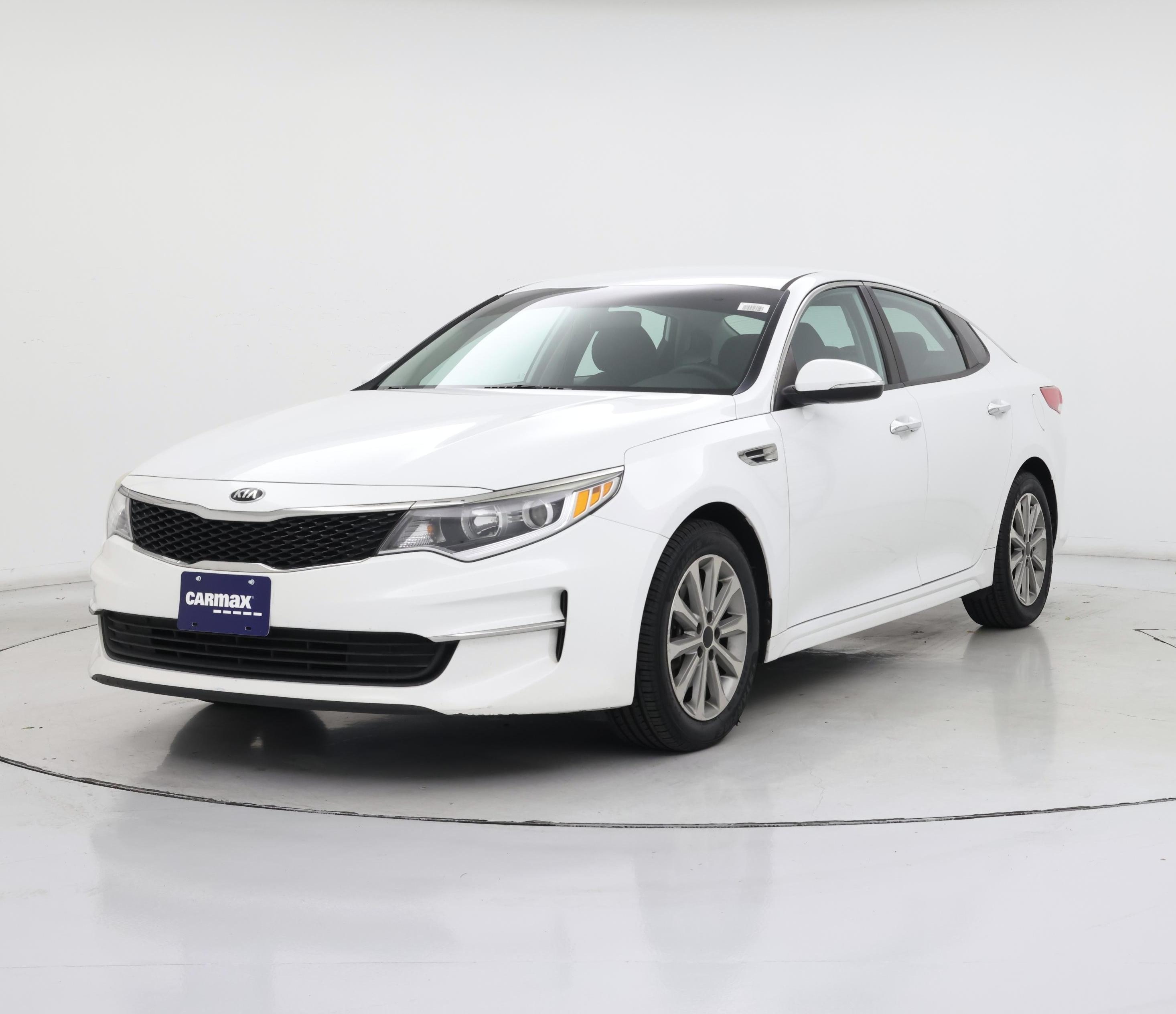 Thumbnail: 2016 Kia Optima - 4