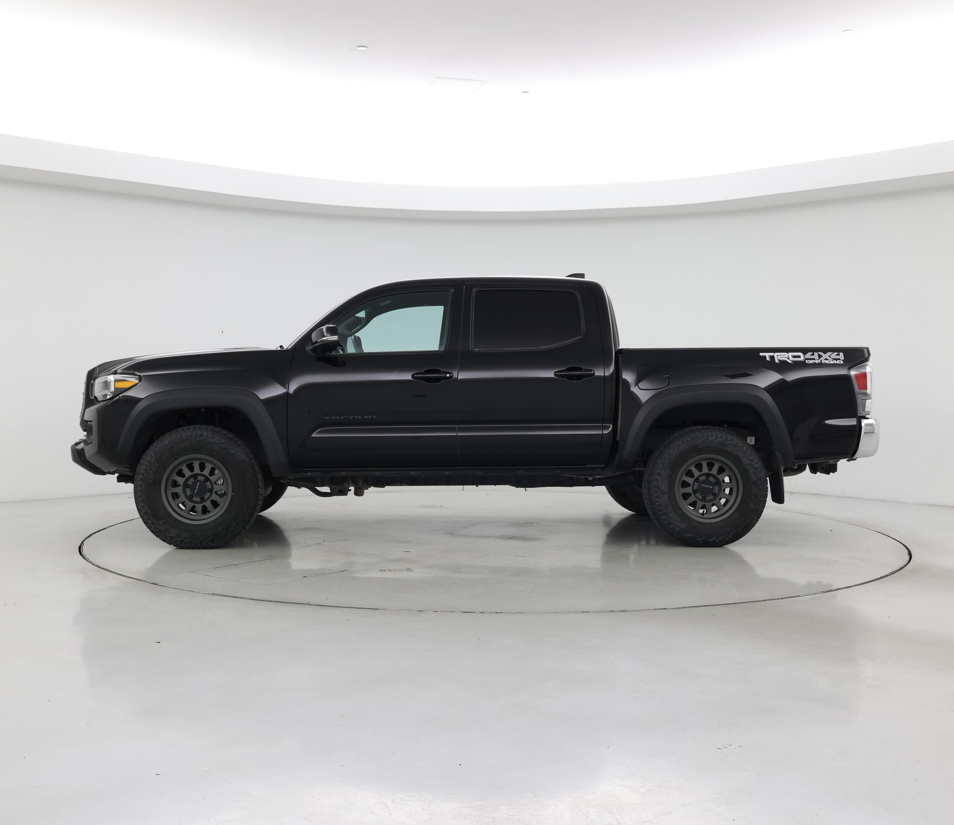 Thumbnail: 2023 Toyota Tacoma - 3
