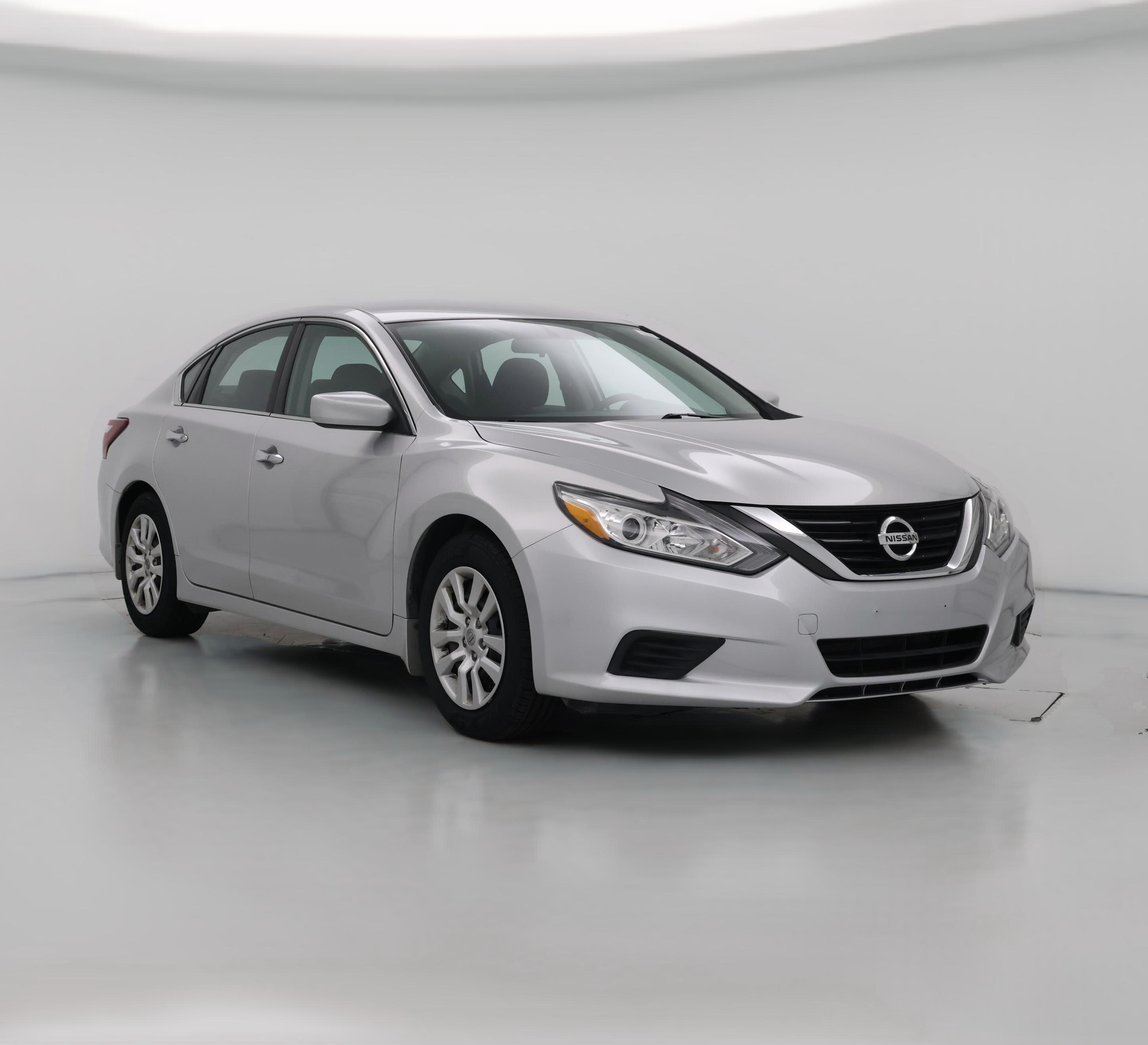 Thumbnail: 2018 Nissan Altima - 1