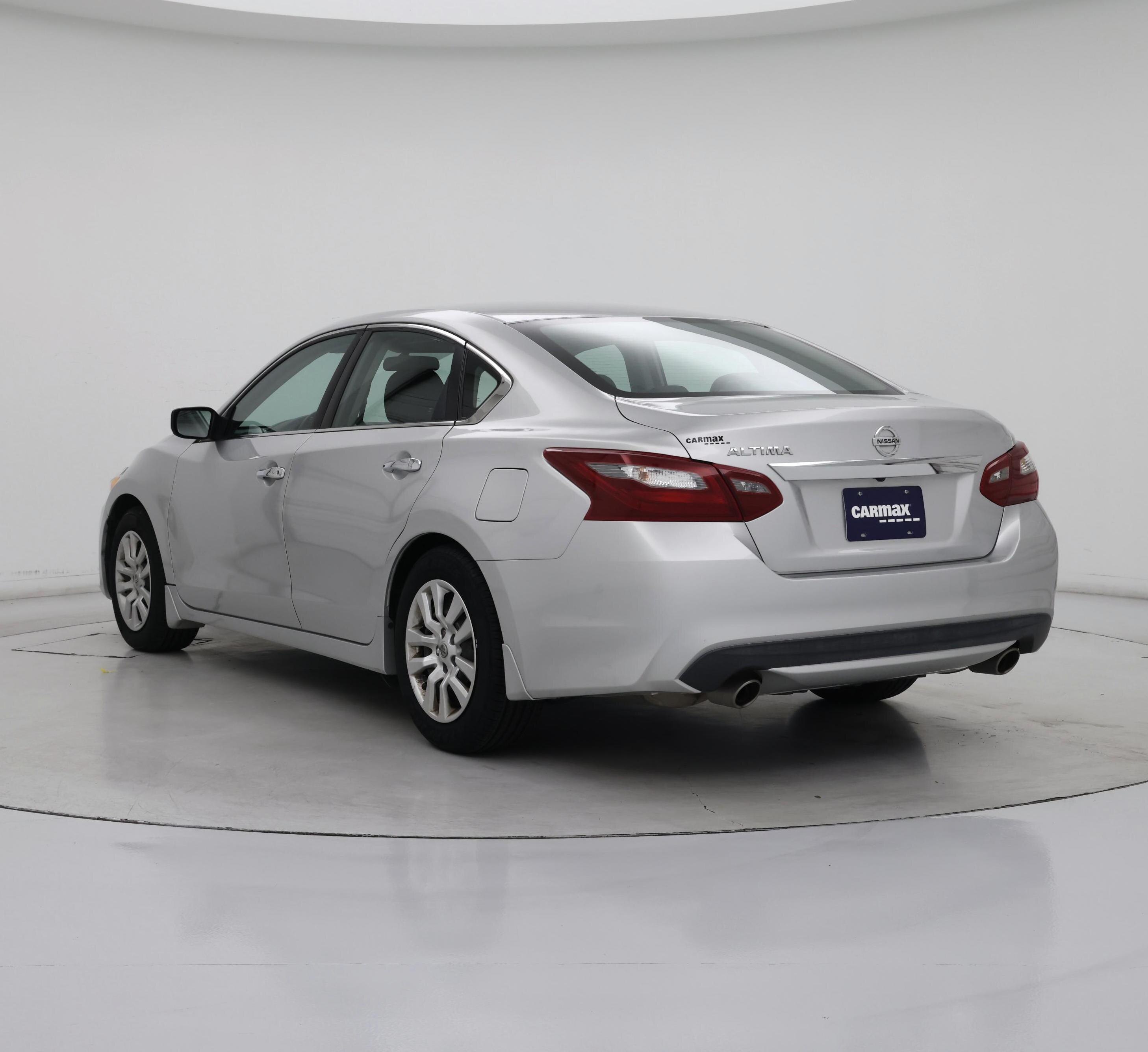 Thumbnail: 2018 Nissan Altima - 2