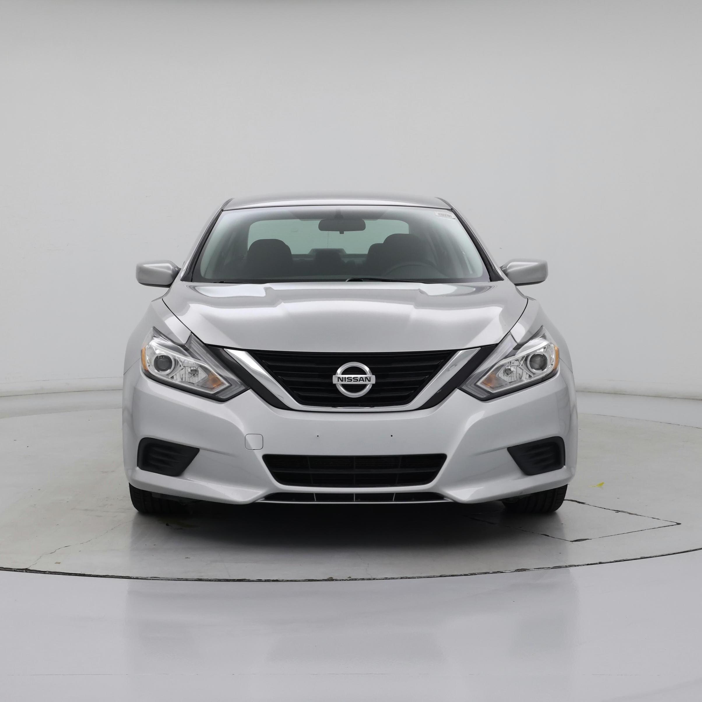 Thumbnail: 2018 Nissan Altima - 5