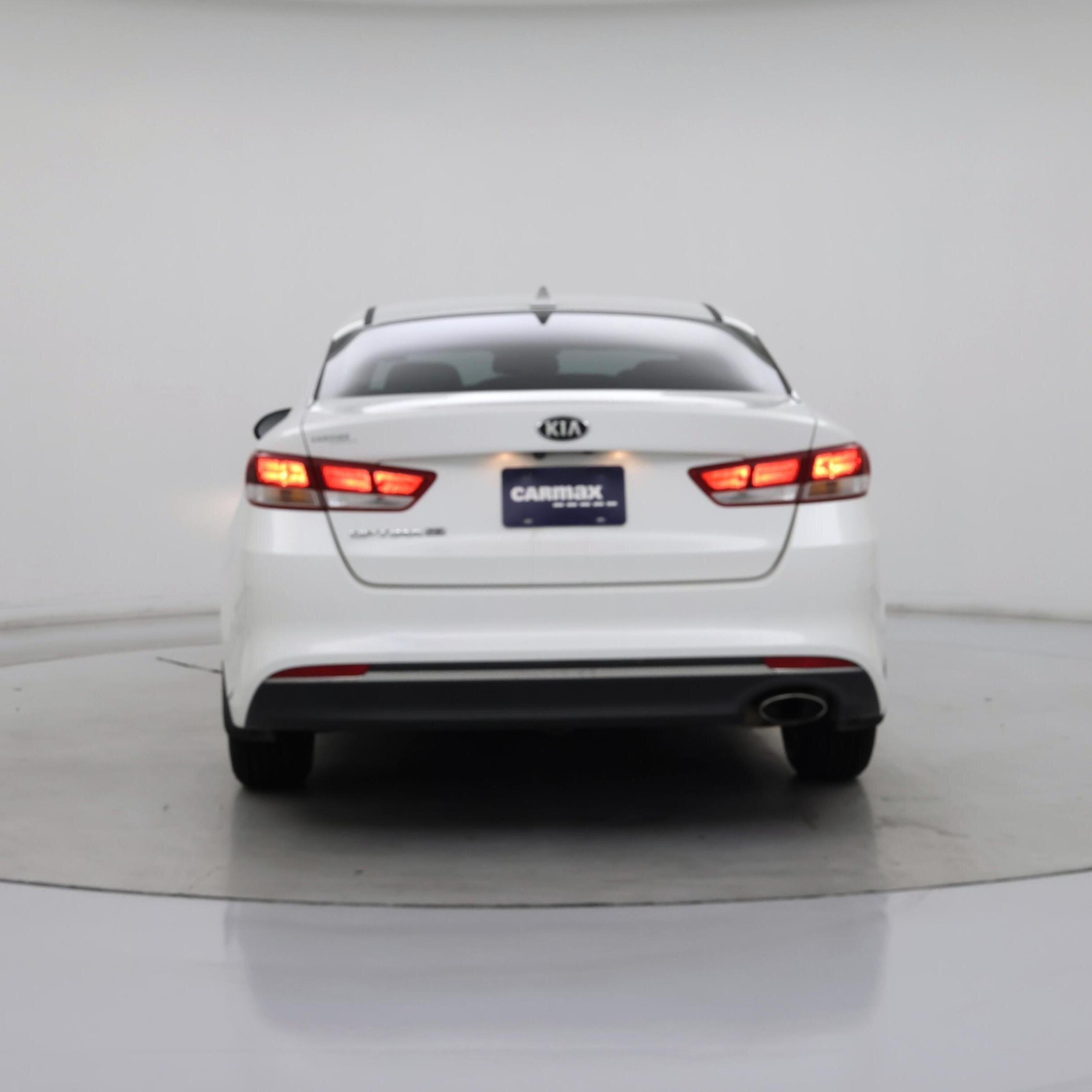 Thumbnail: 2016 Kia Optima - 6
