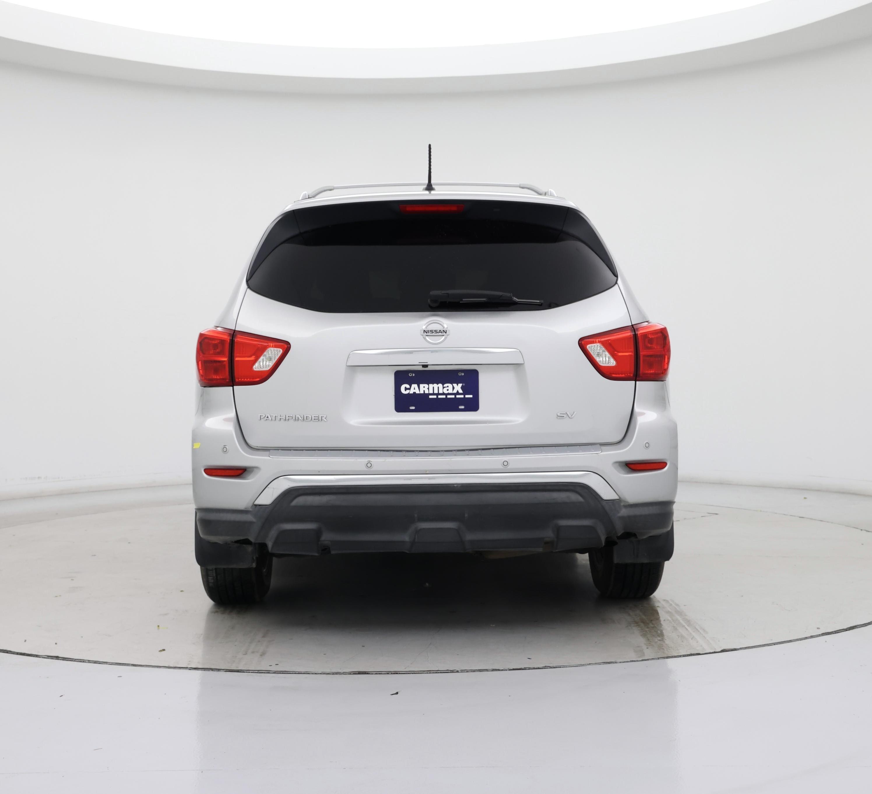 Thumbnail: 2017 Nissan Pathfinder - 6