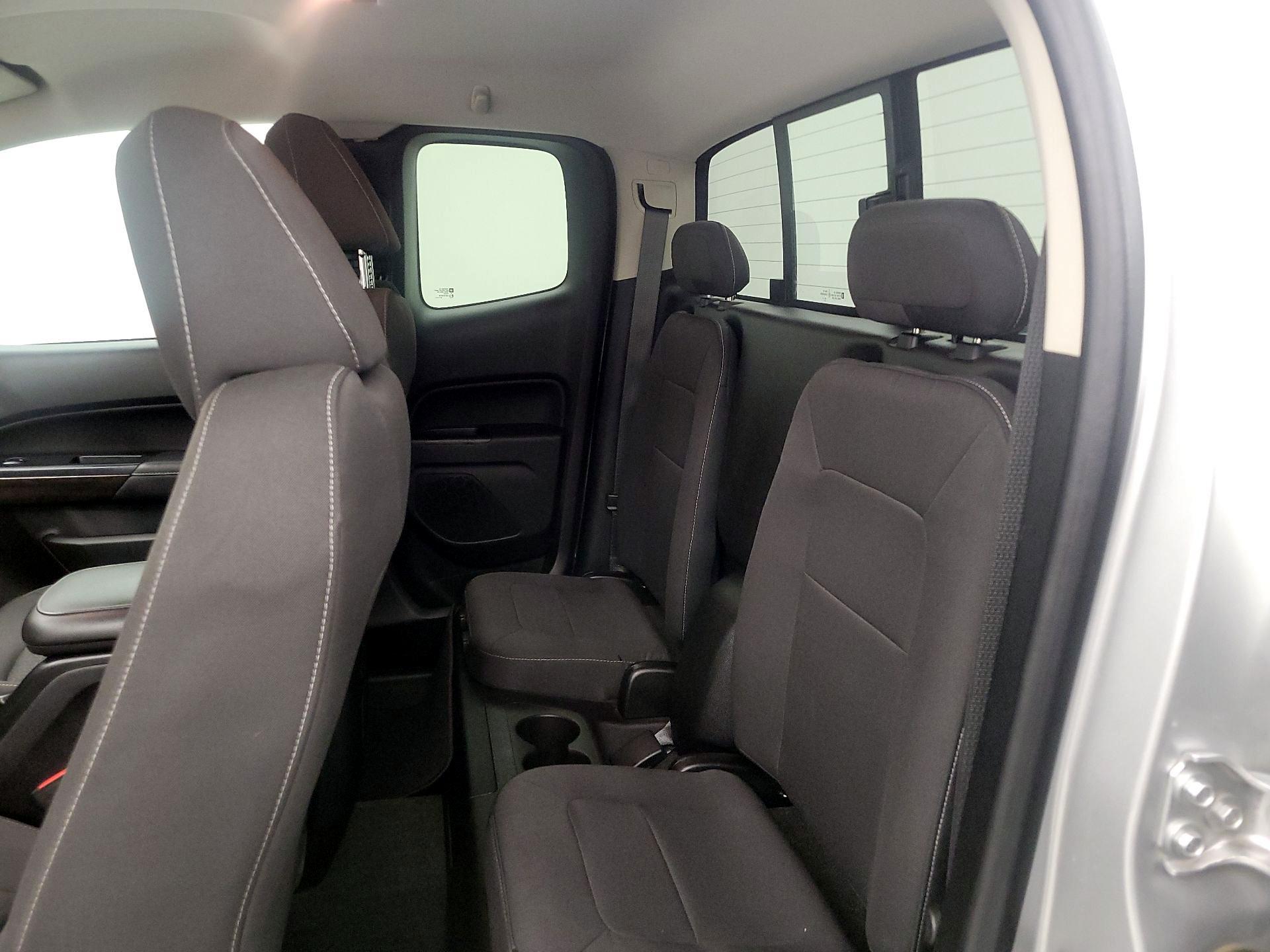 Thumbnail: 2016 GMC Canyon - 19